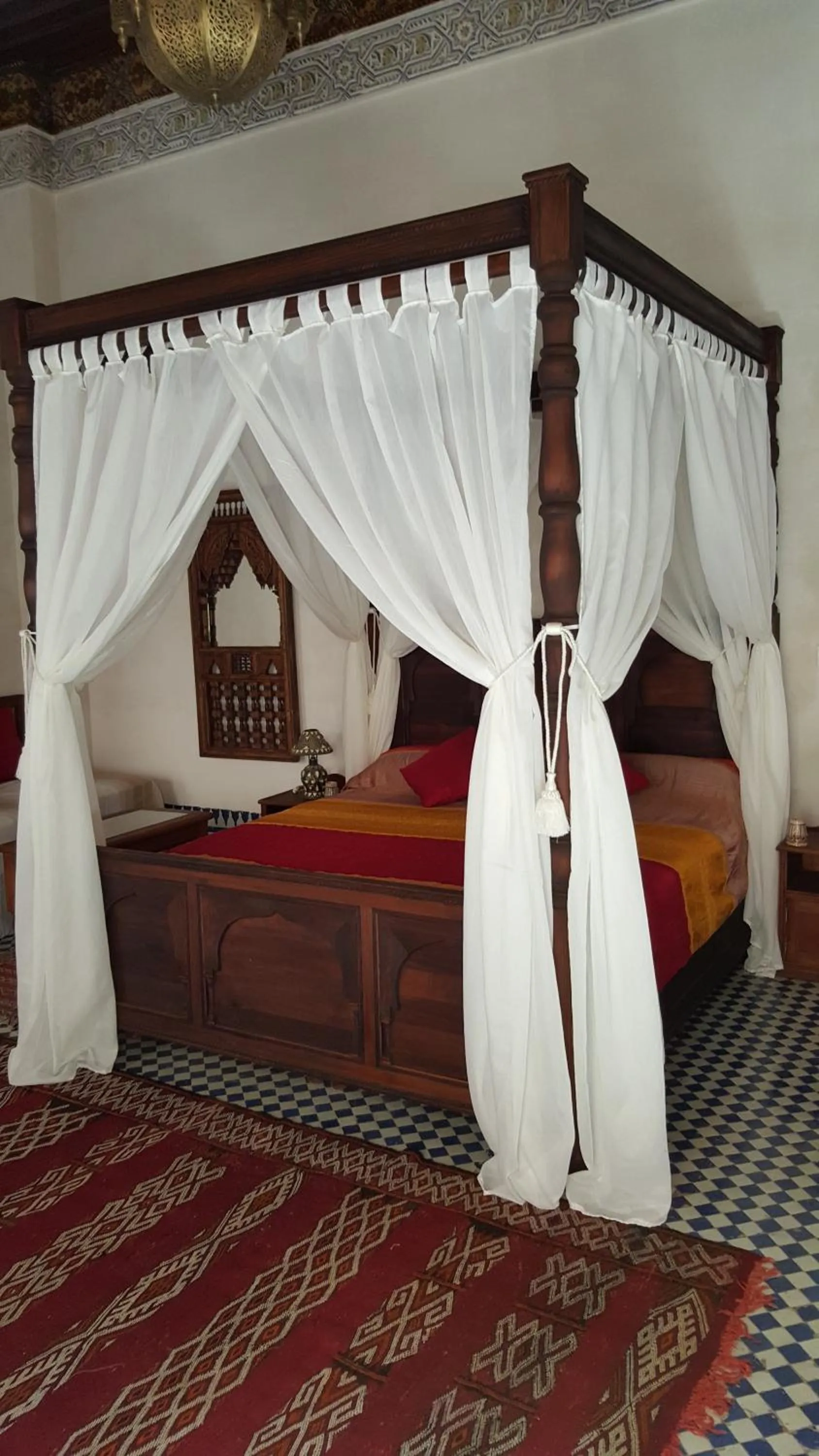 Bed in Dar Drissi