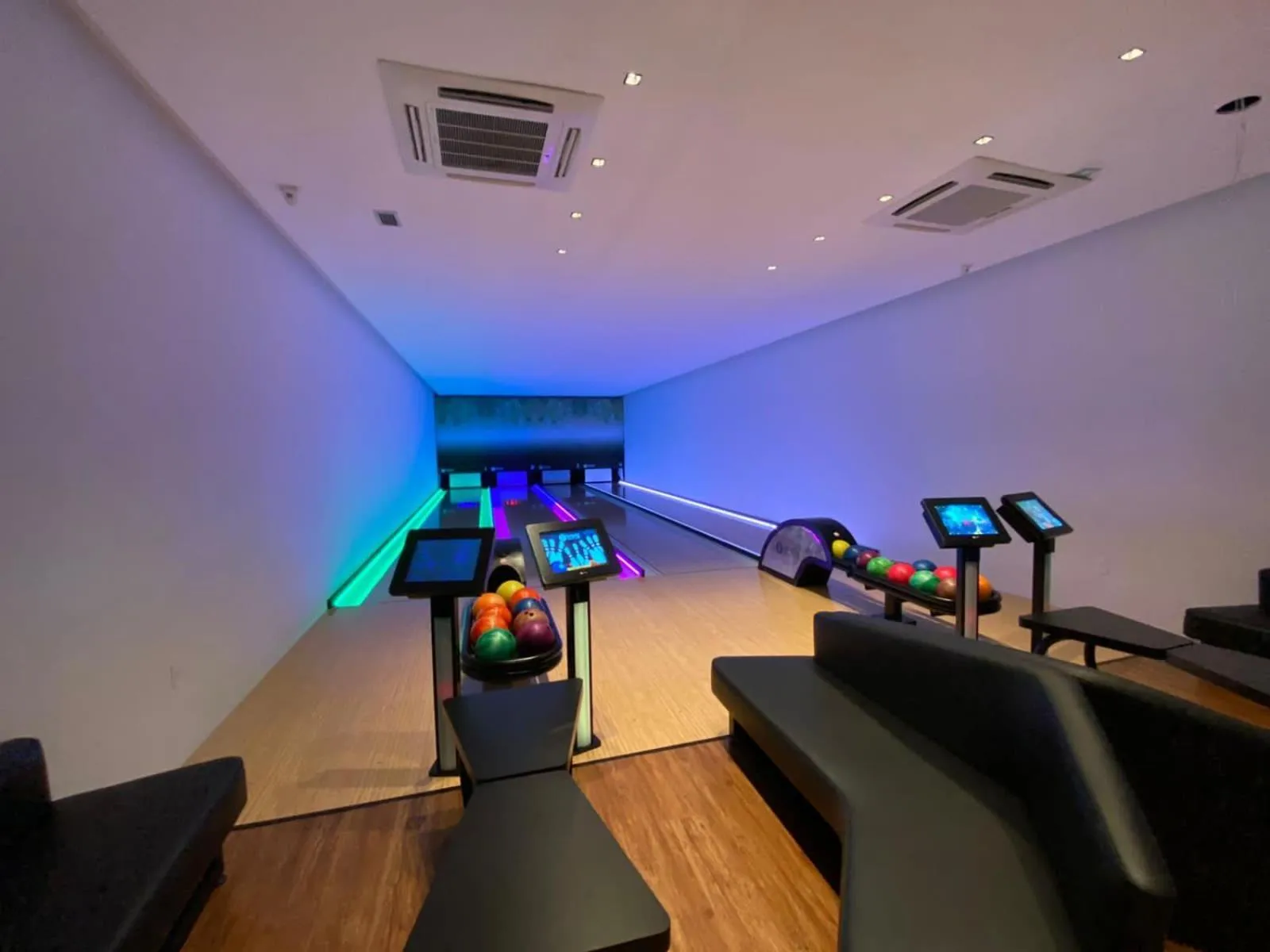 Bowling in Salinas Premium Resort