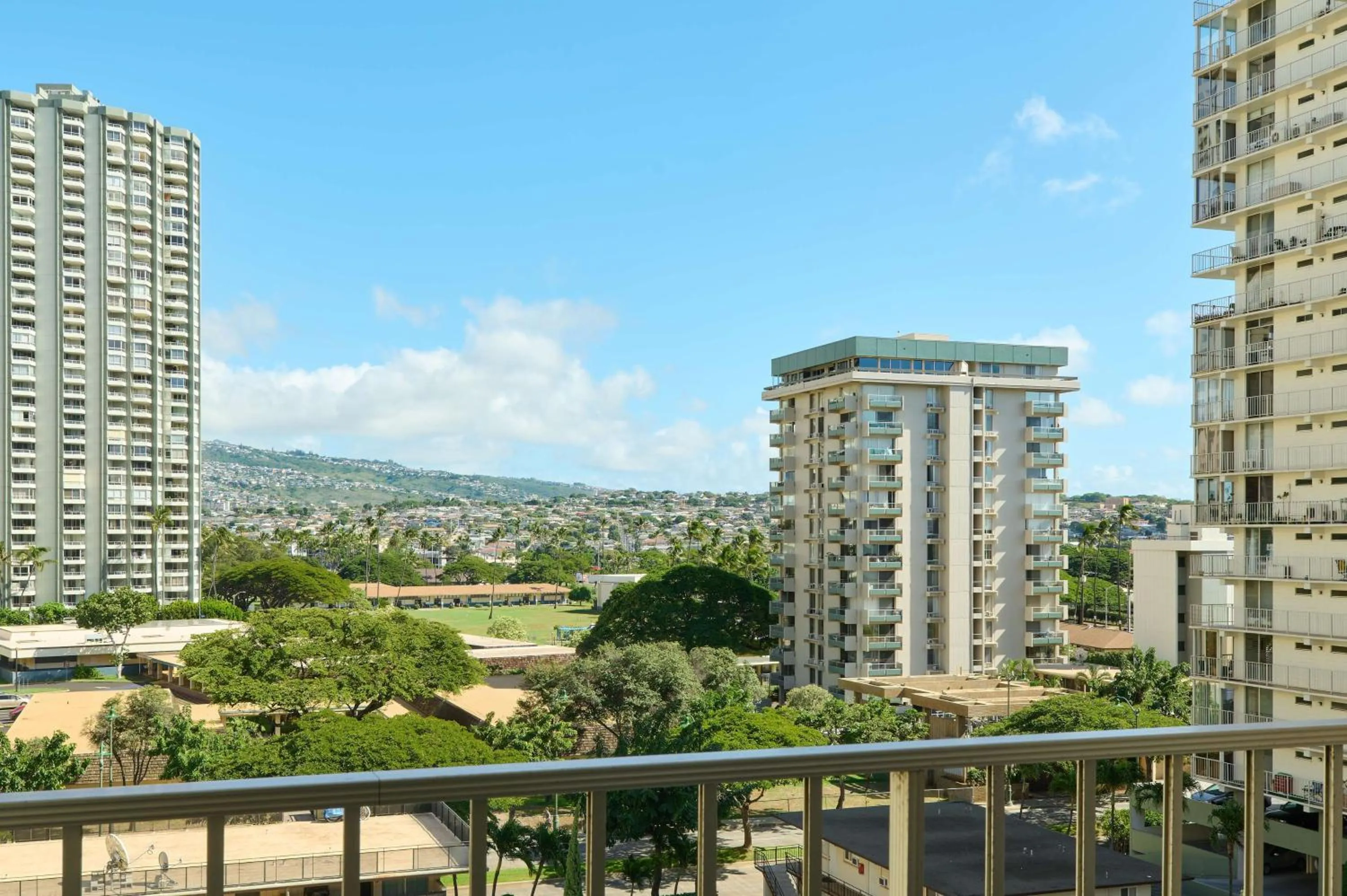 Patio in Ewa Hotel Waikiki