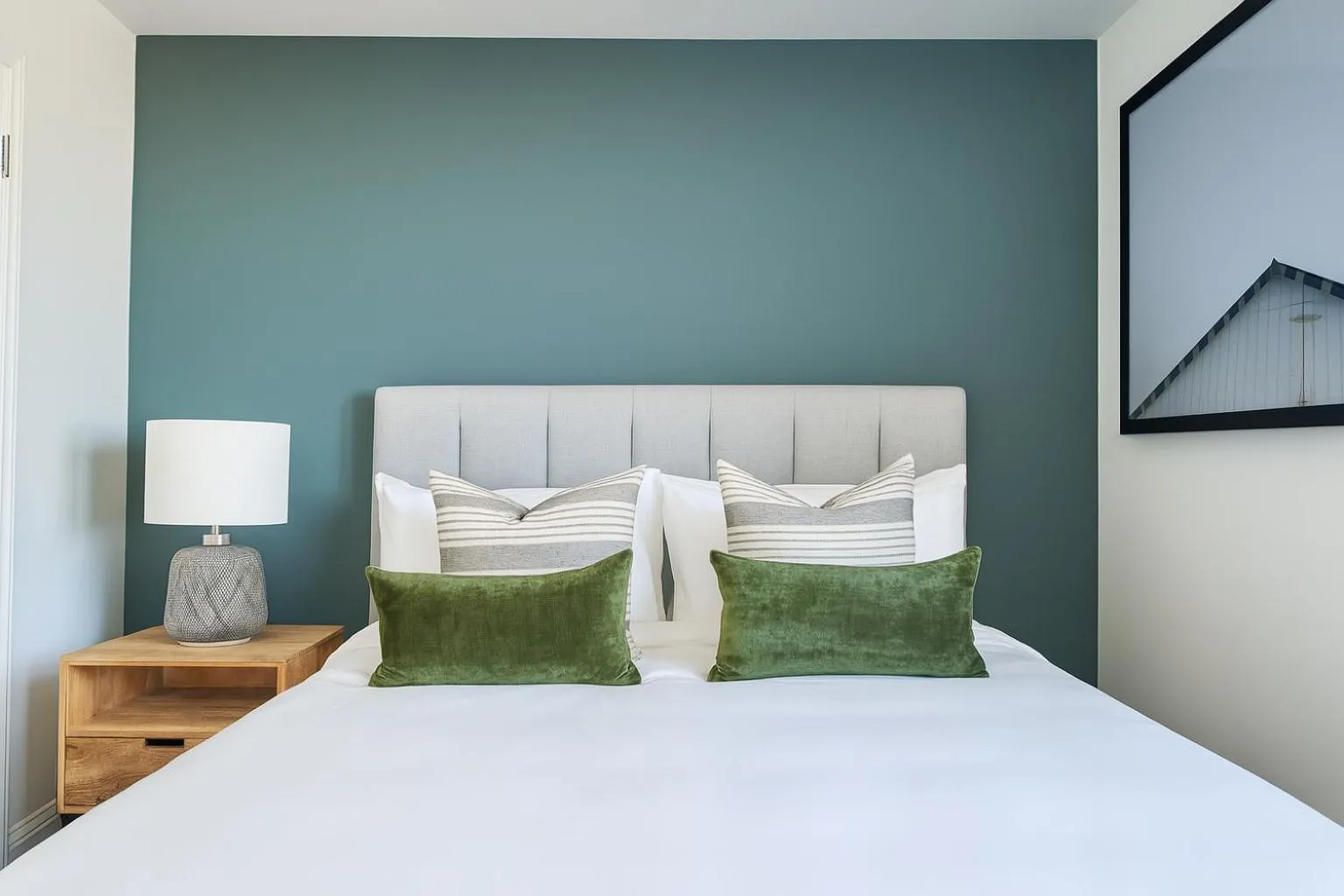 Bed in Baltimore Place