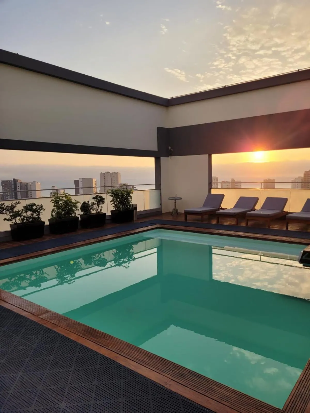 Swimming pool in Dazzler by Wyndham Lima Miraflores