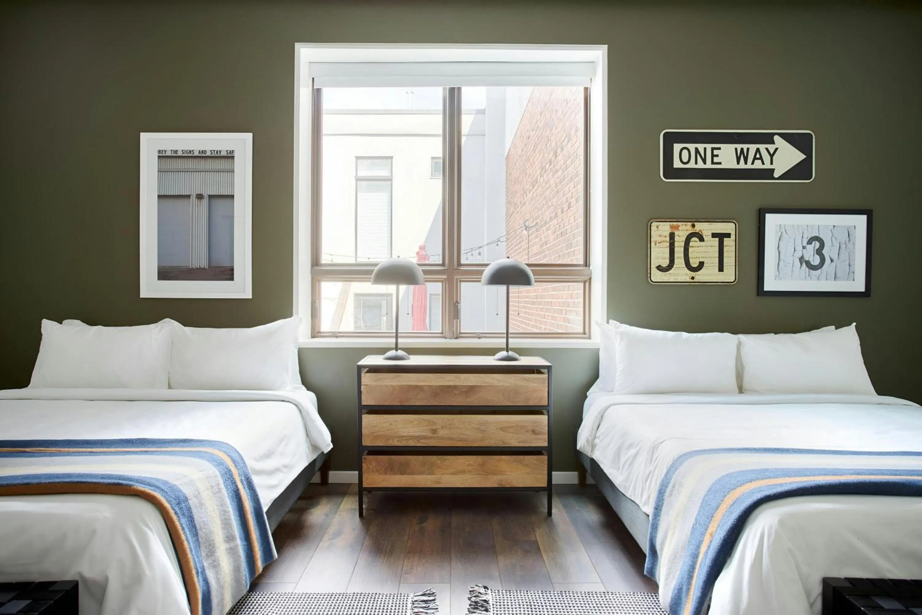 Bedroom, Bed in The Queen Hotel Queen Village, Sonder by Marriott Bonvoy