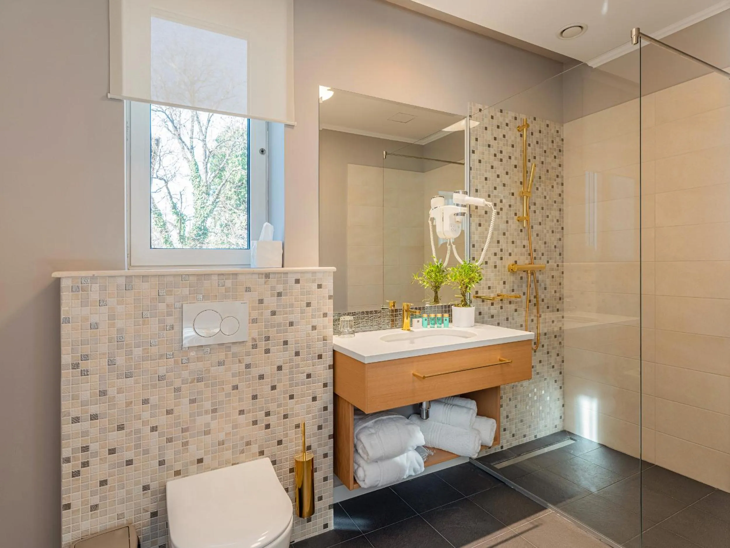 Bathroom in Pergola Boutique Hotel