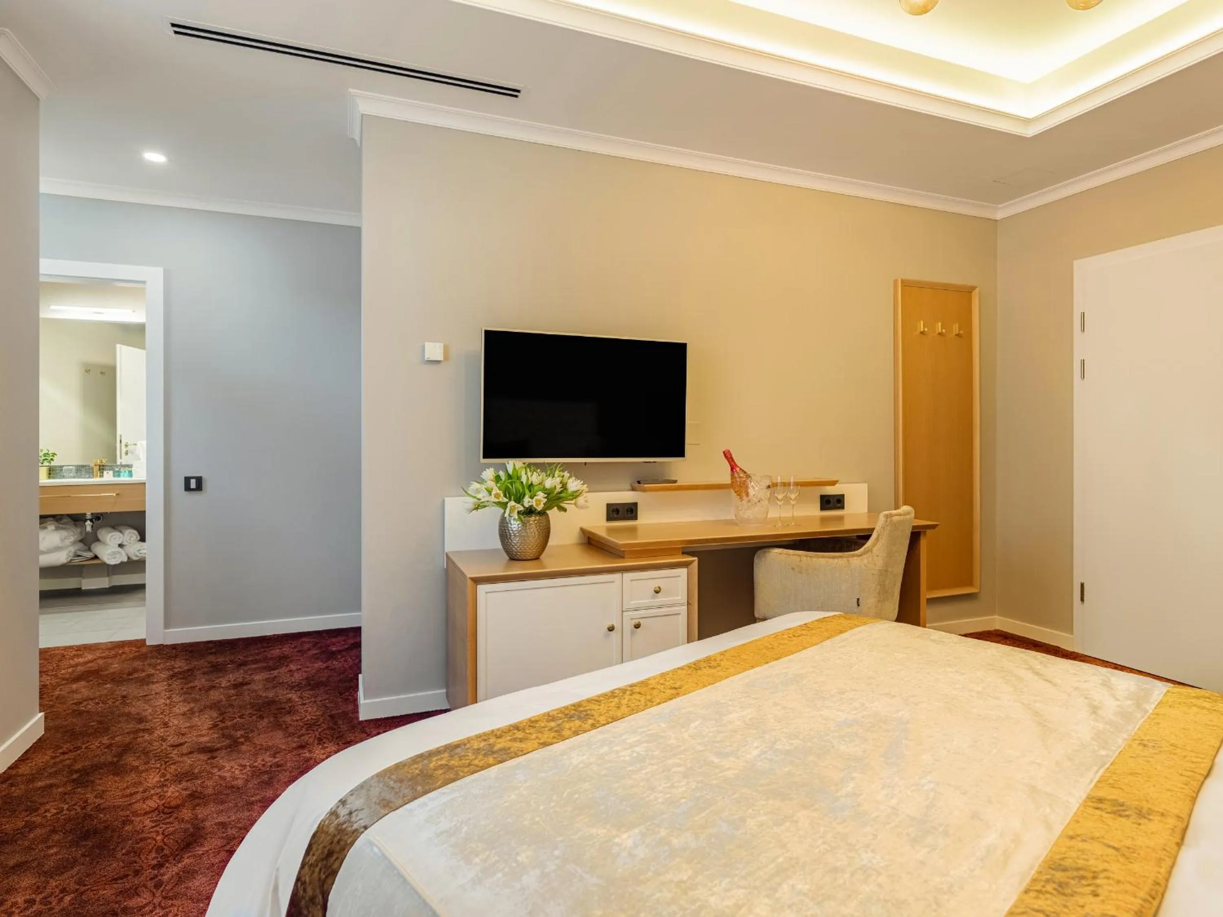 Bed in Pergola Boutique Hotel