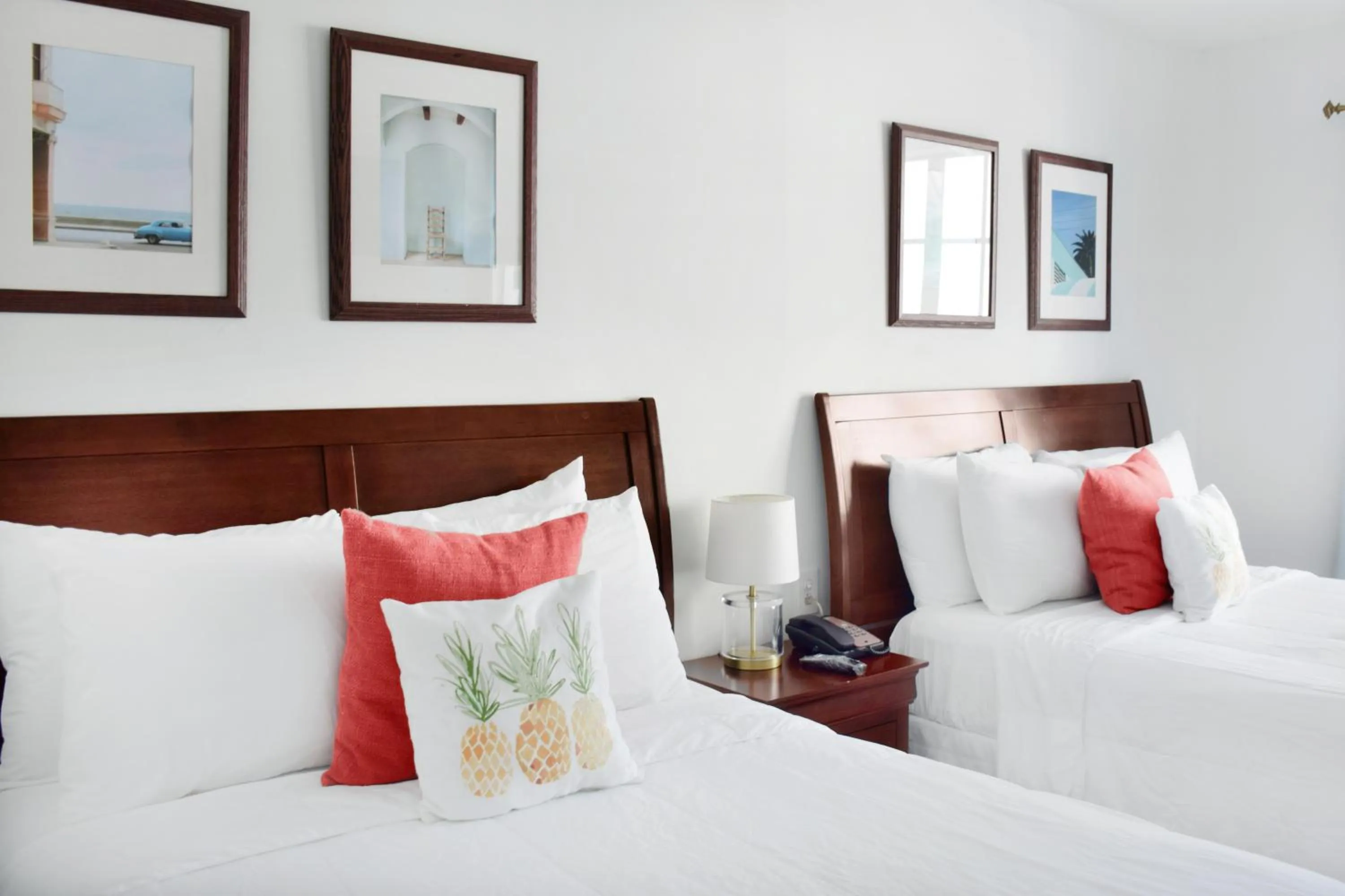 Bedroom, Bed in Beach Park Hotel