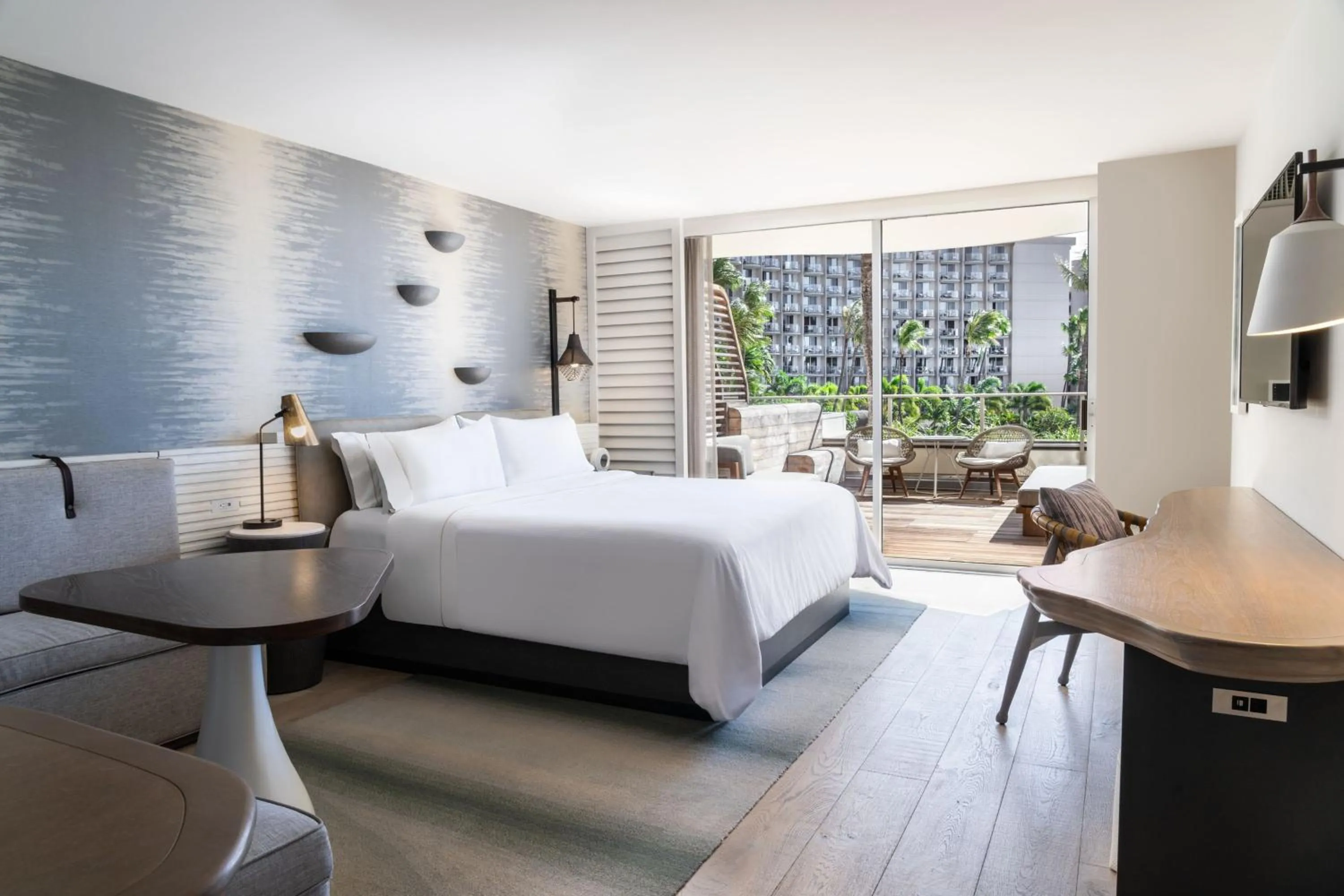 Photo of the whole room, Bed in The Westin Maui Resort & Spa, Ka'anapali