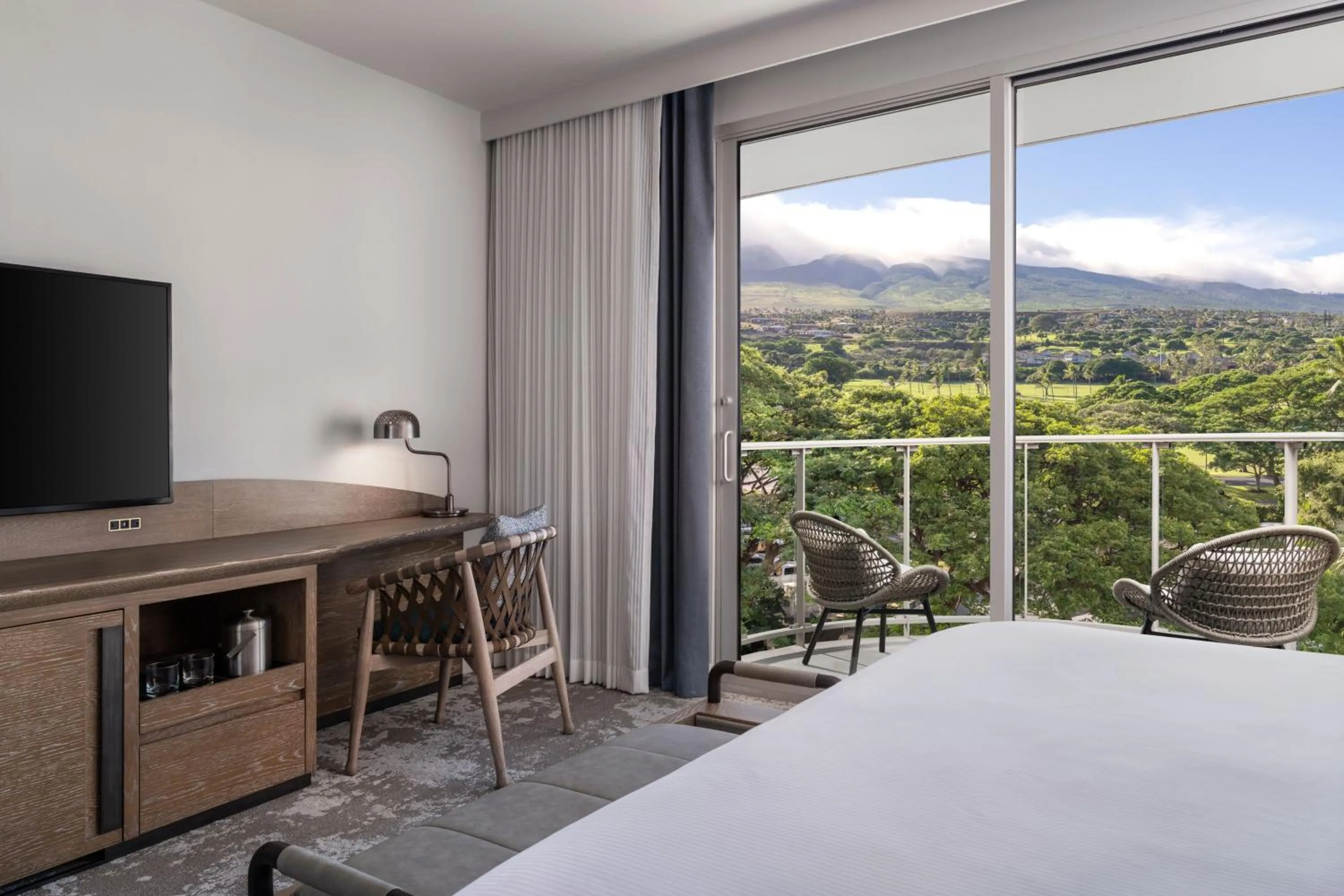 Photo of the whole room, Bed in The Westin Maui Resort & Spa, Ka'anapali