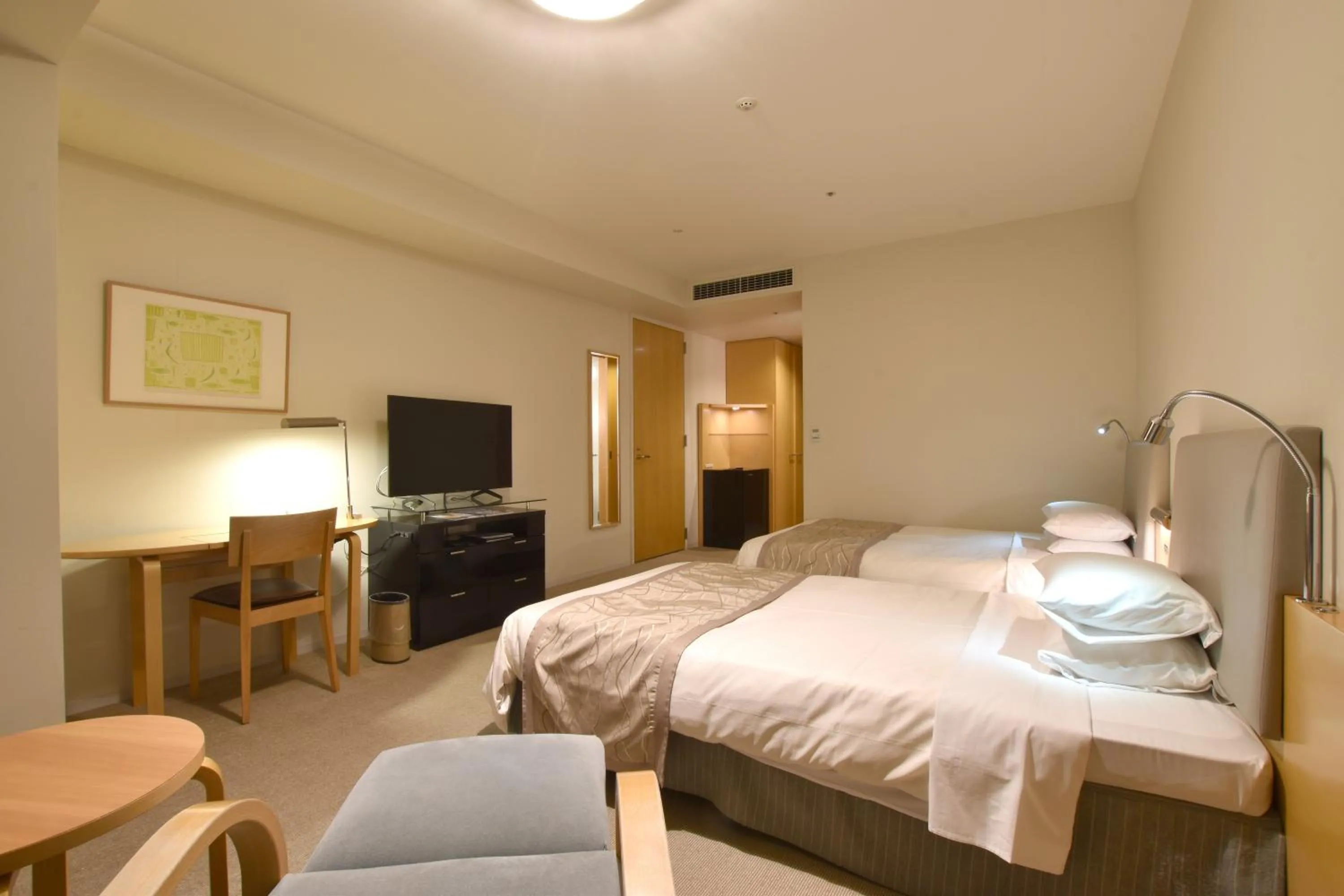 Photo of the whole room, Bed in Hotel Nikko Niigata