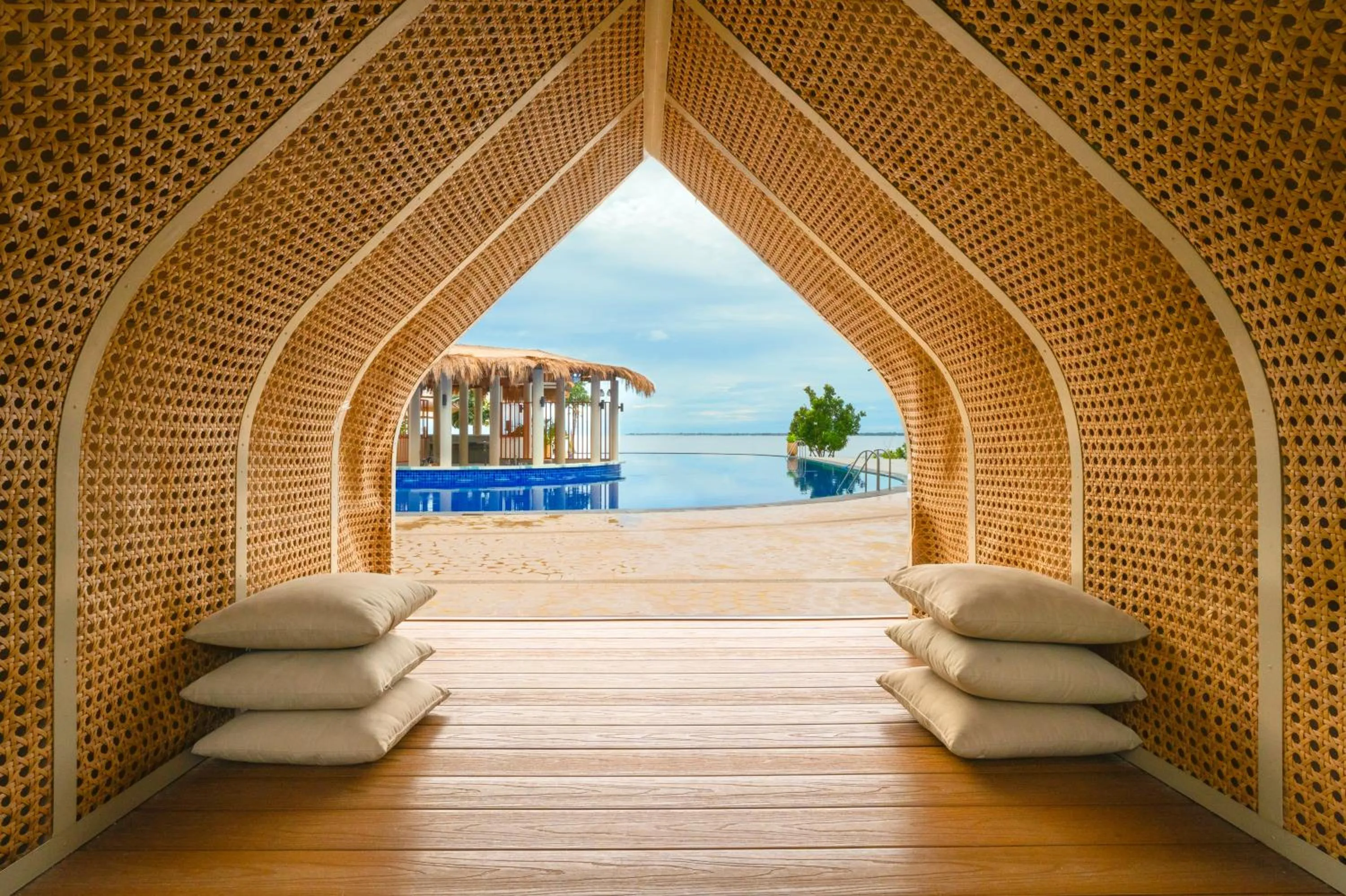 Swimming pool in Savoy Hotel Mactan Cebu near Newtown Beach