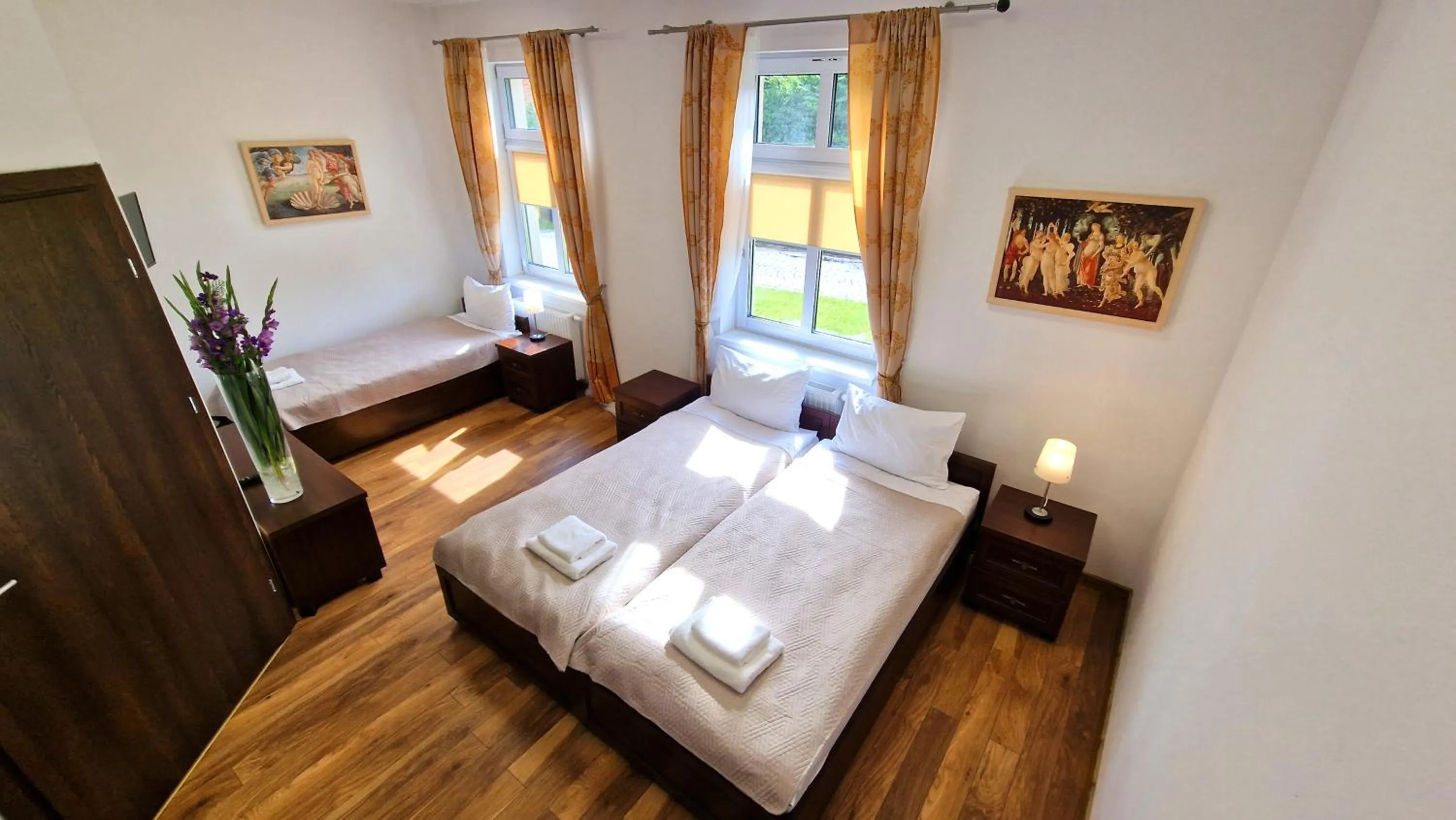 Bed in Petite Charlotta