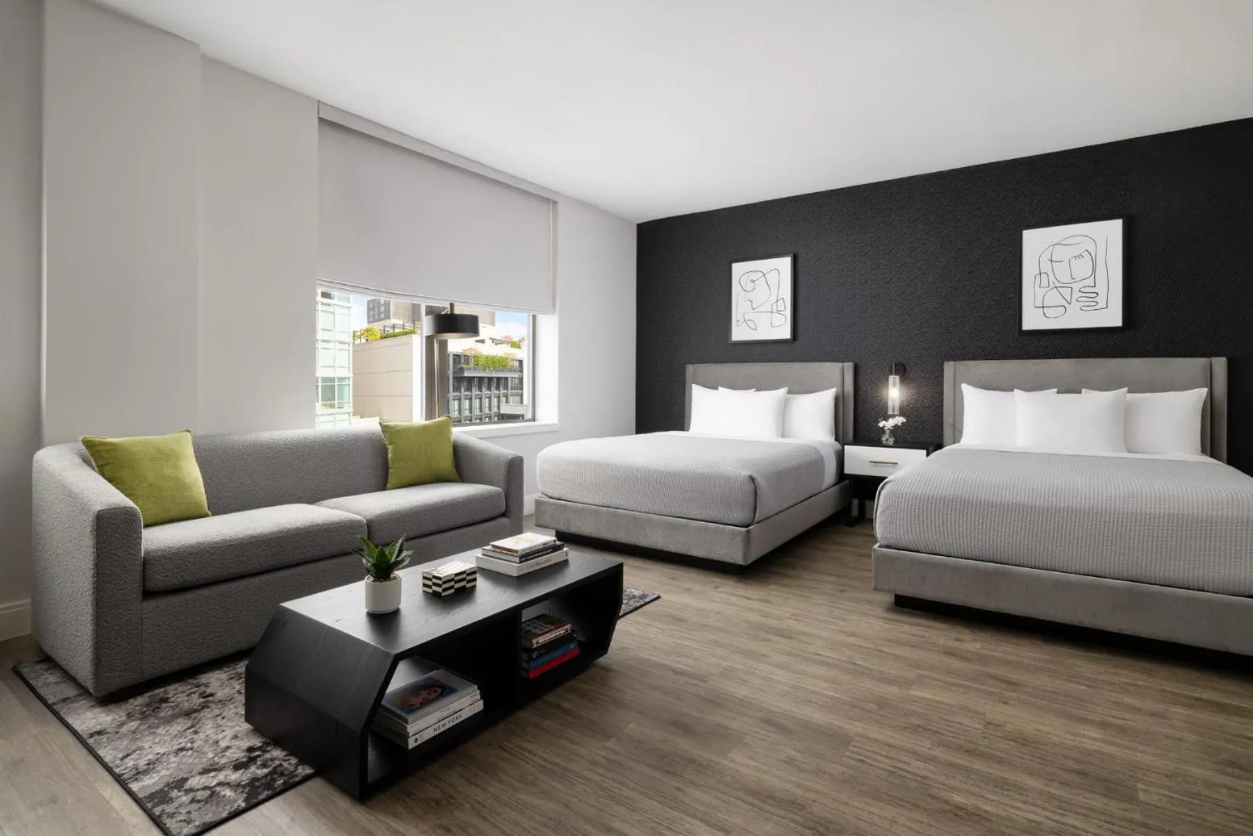 TV and multimedia, Bed in Arthouse Hotel