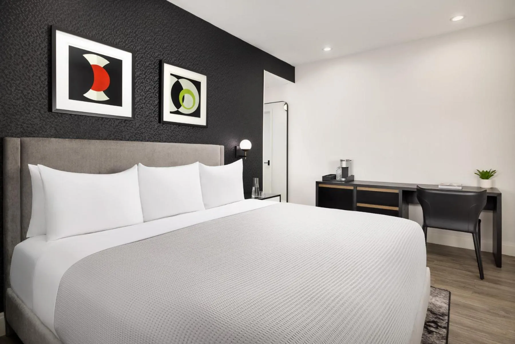 Bed in Arthouse Hotel