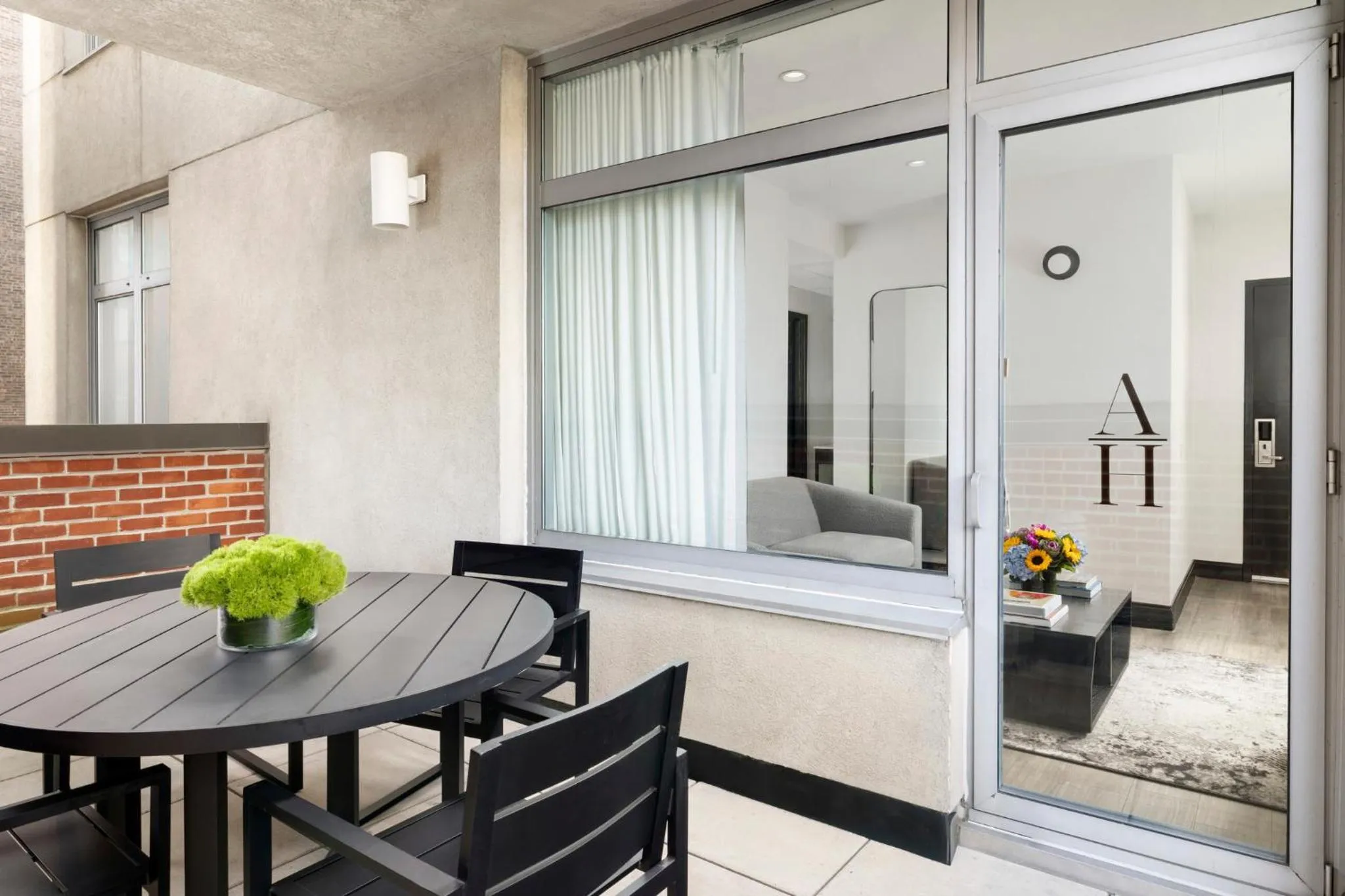 Patio in Arthouse Hotel