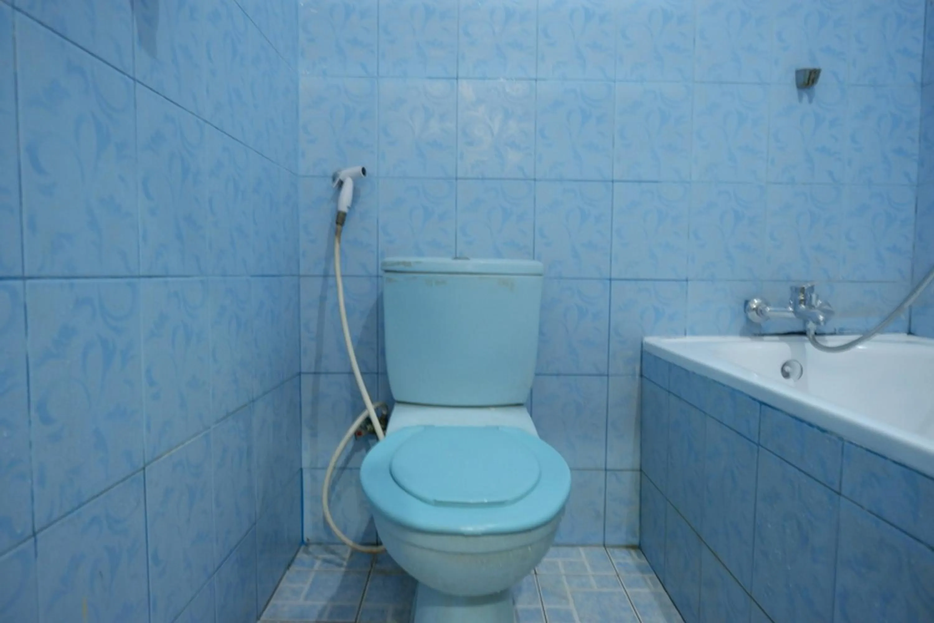 RedDoorz Plus Syariah at Alam Raya Hotel