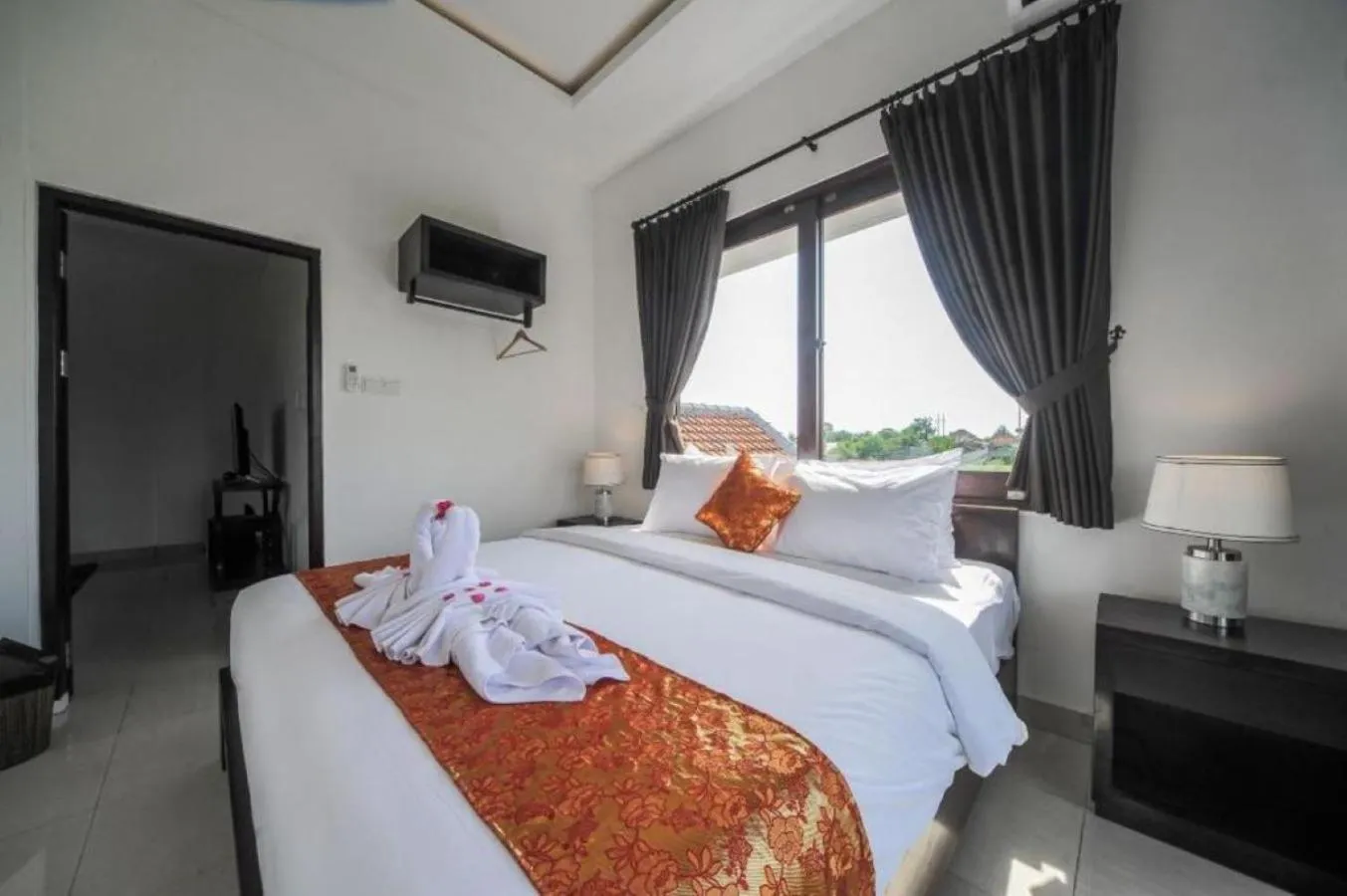 Bed in Villa Rindik Sanur