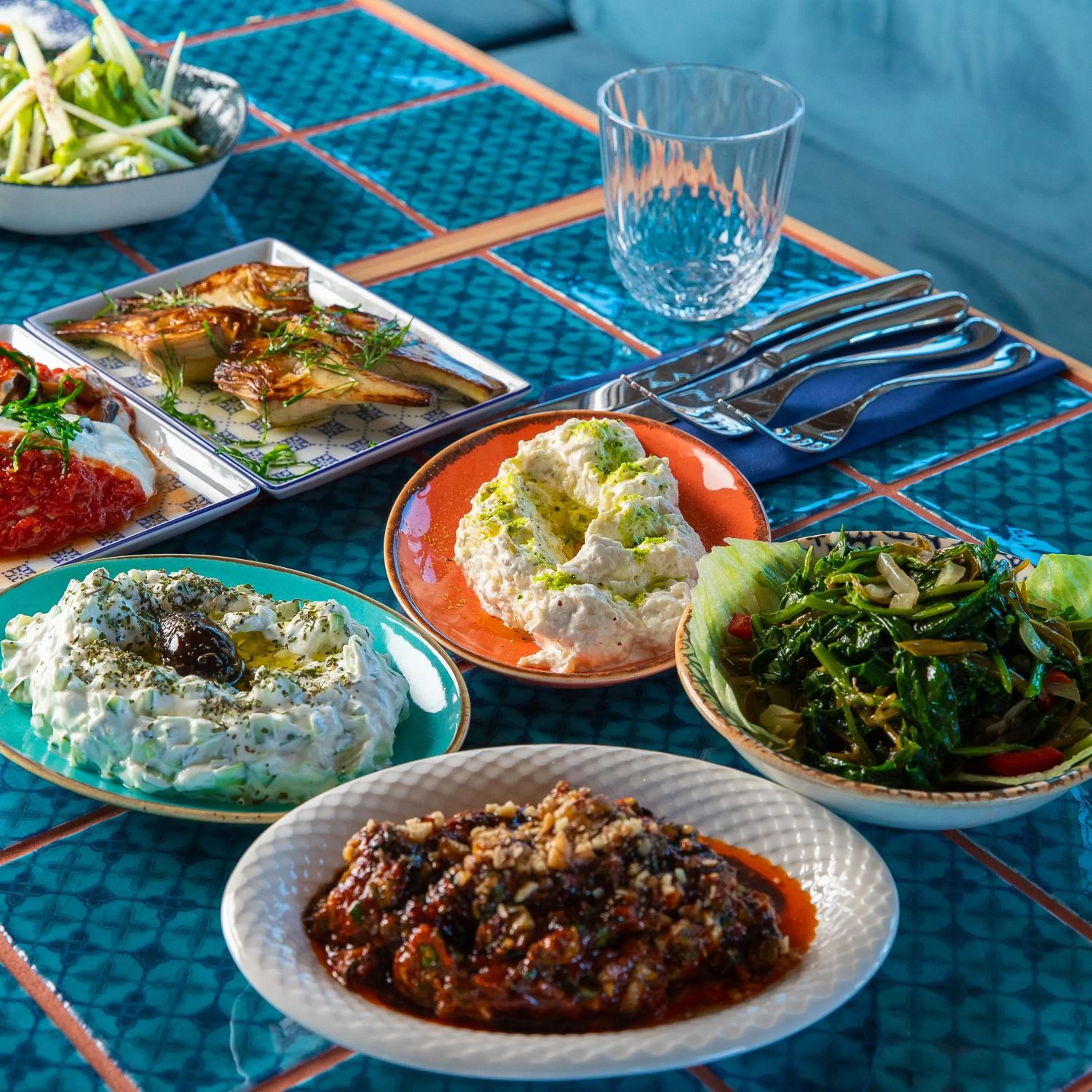 Restaurant/places to eat in Galata's Hotel