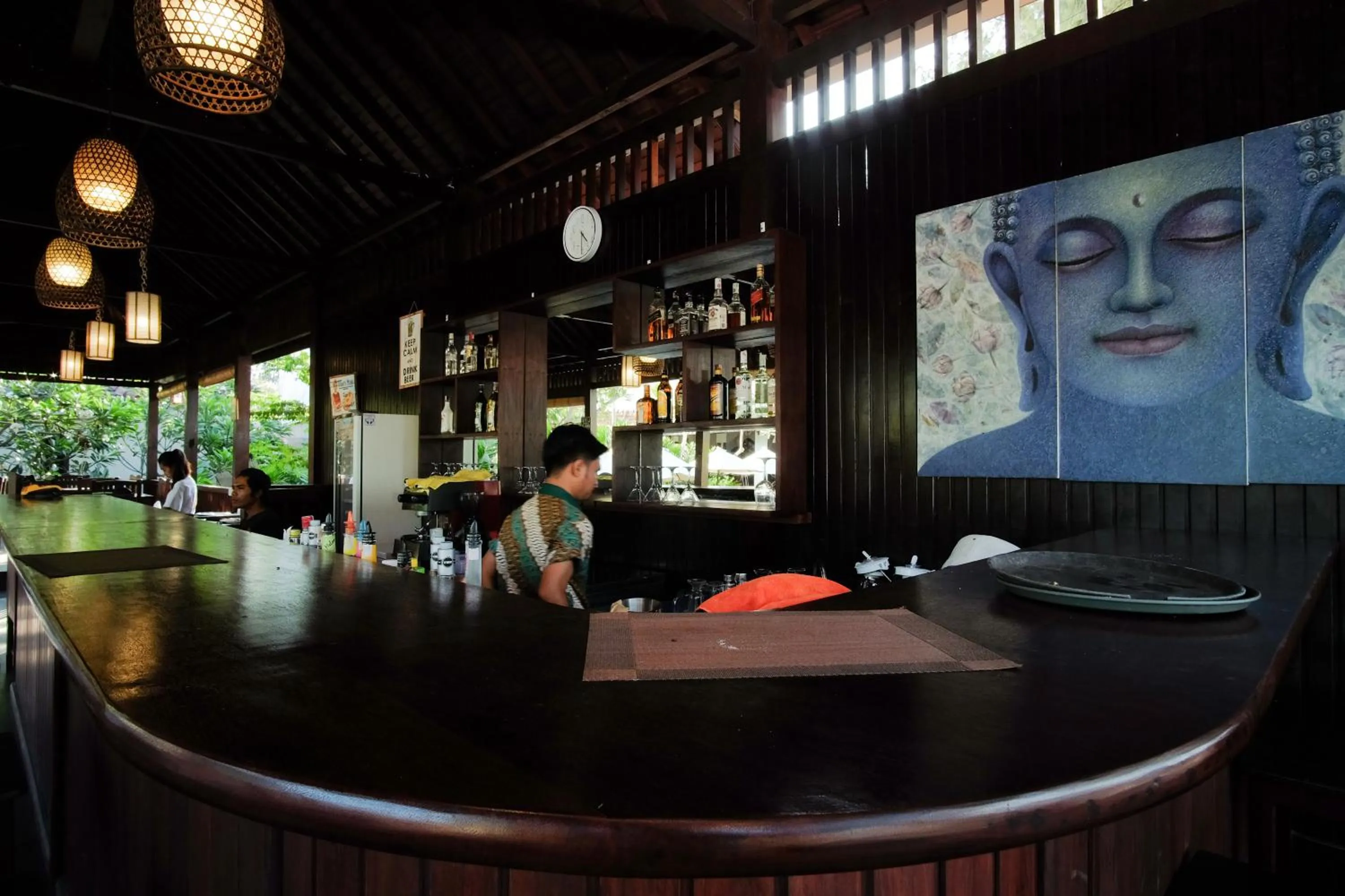 Restaurant/places to eat in Villa Unggul