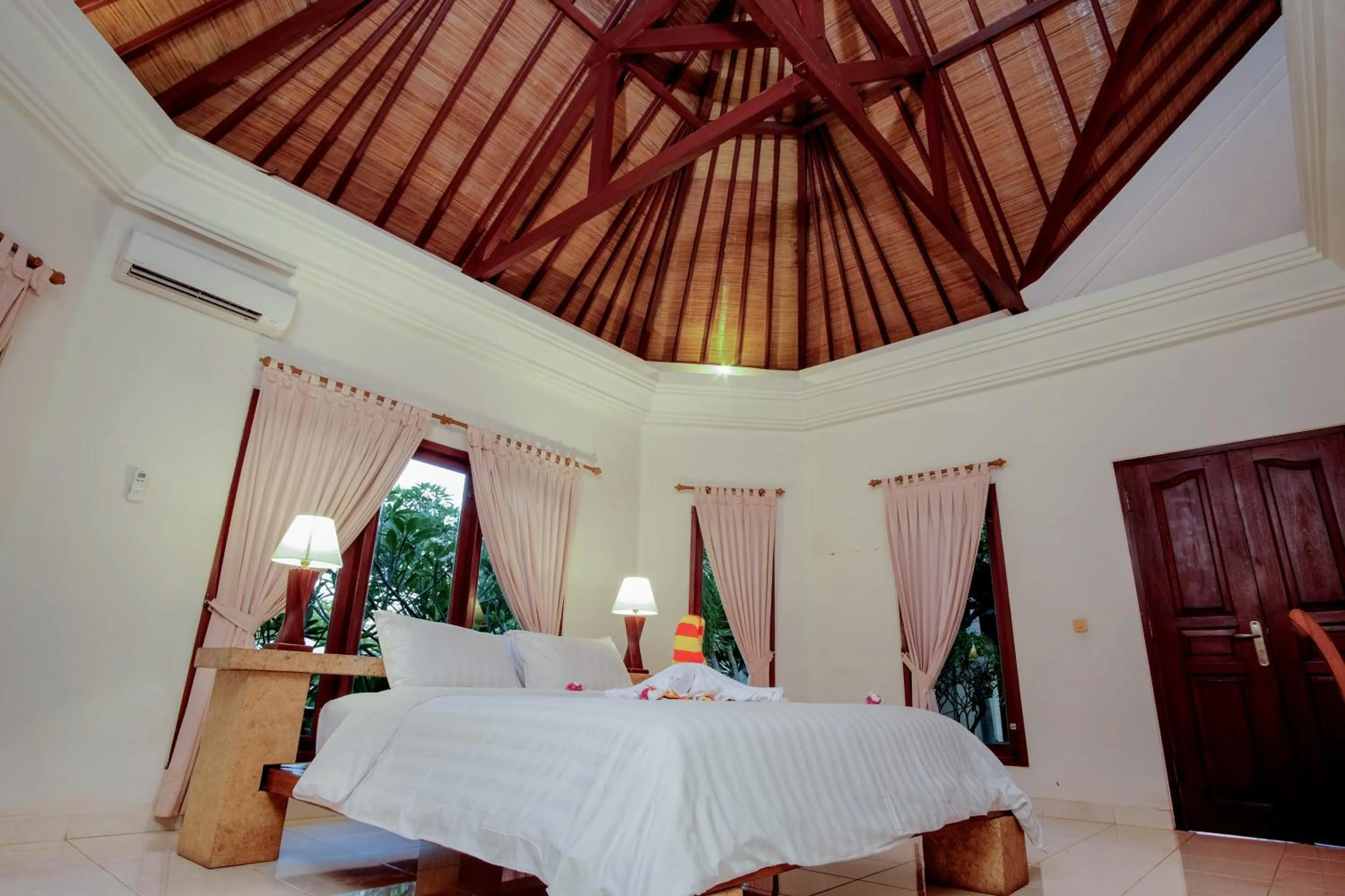 Bed in Villa Unggul