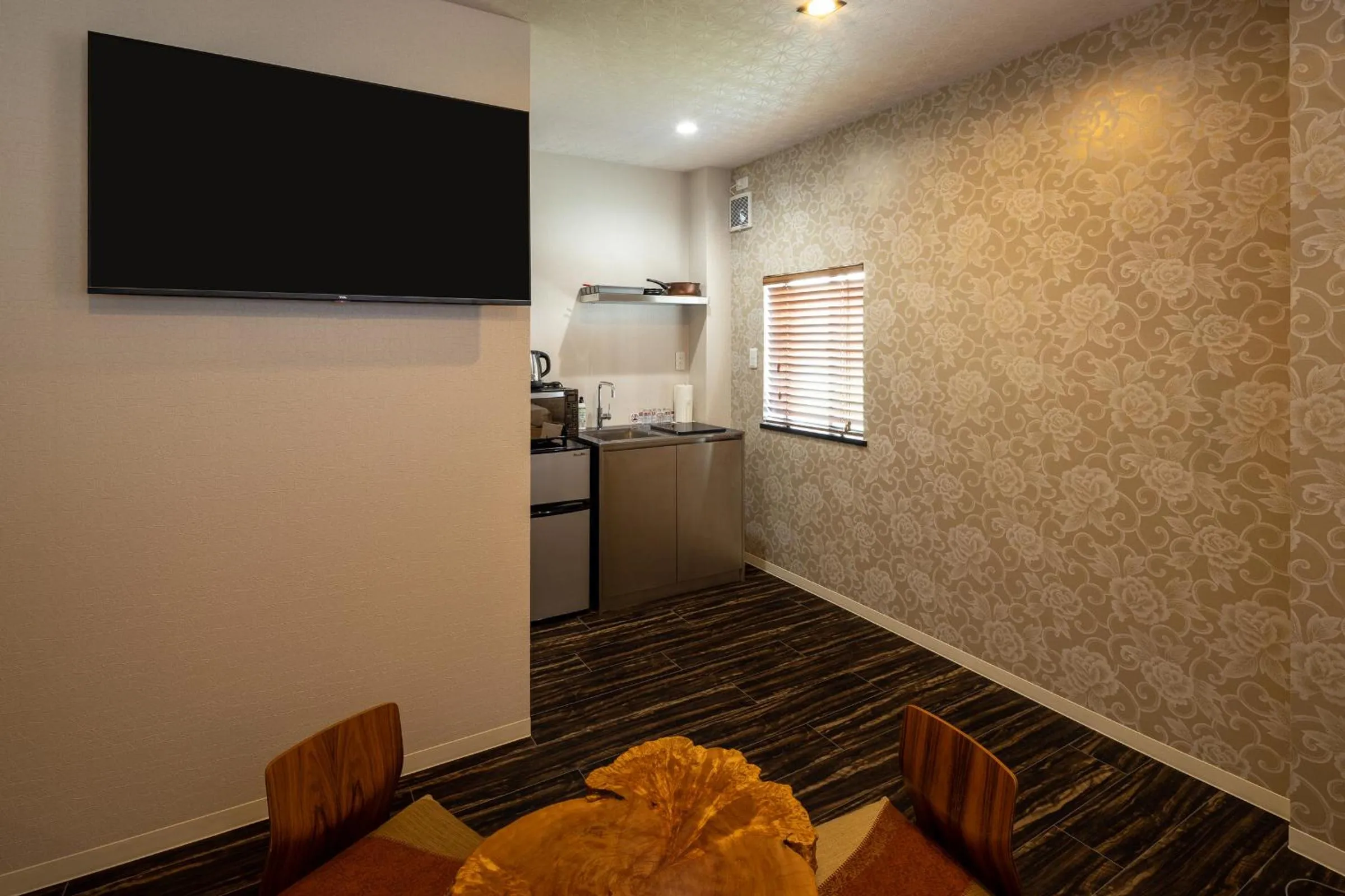 ESTABLISHMENT Asakusa