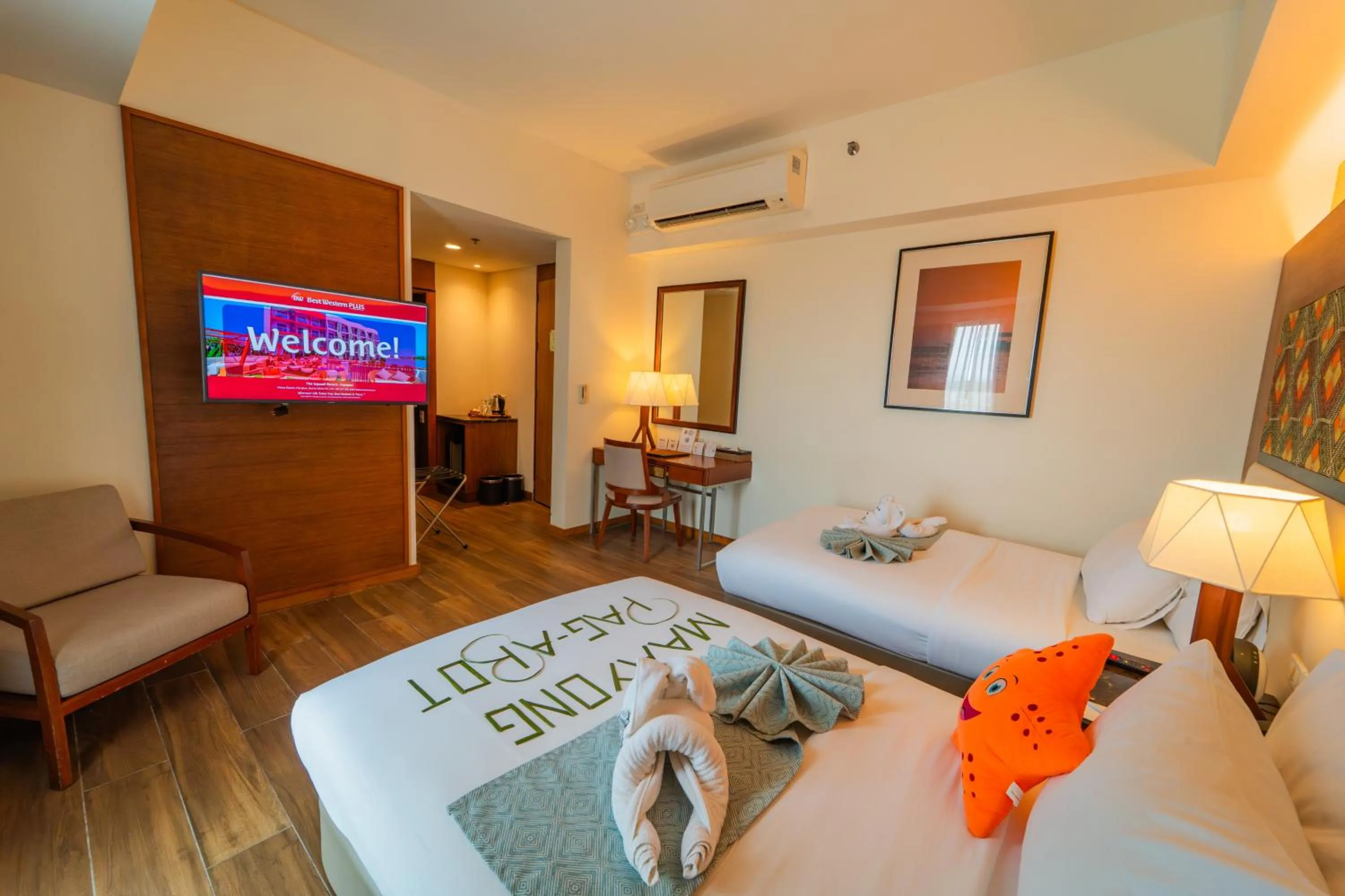 Guests, Bed in Best Western Plus The Ivywall Resort-Panglao