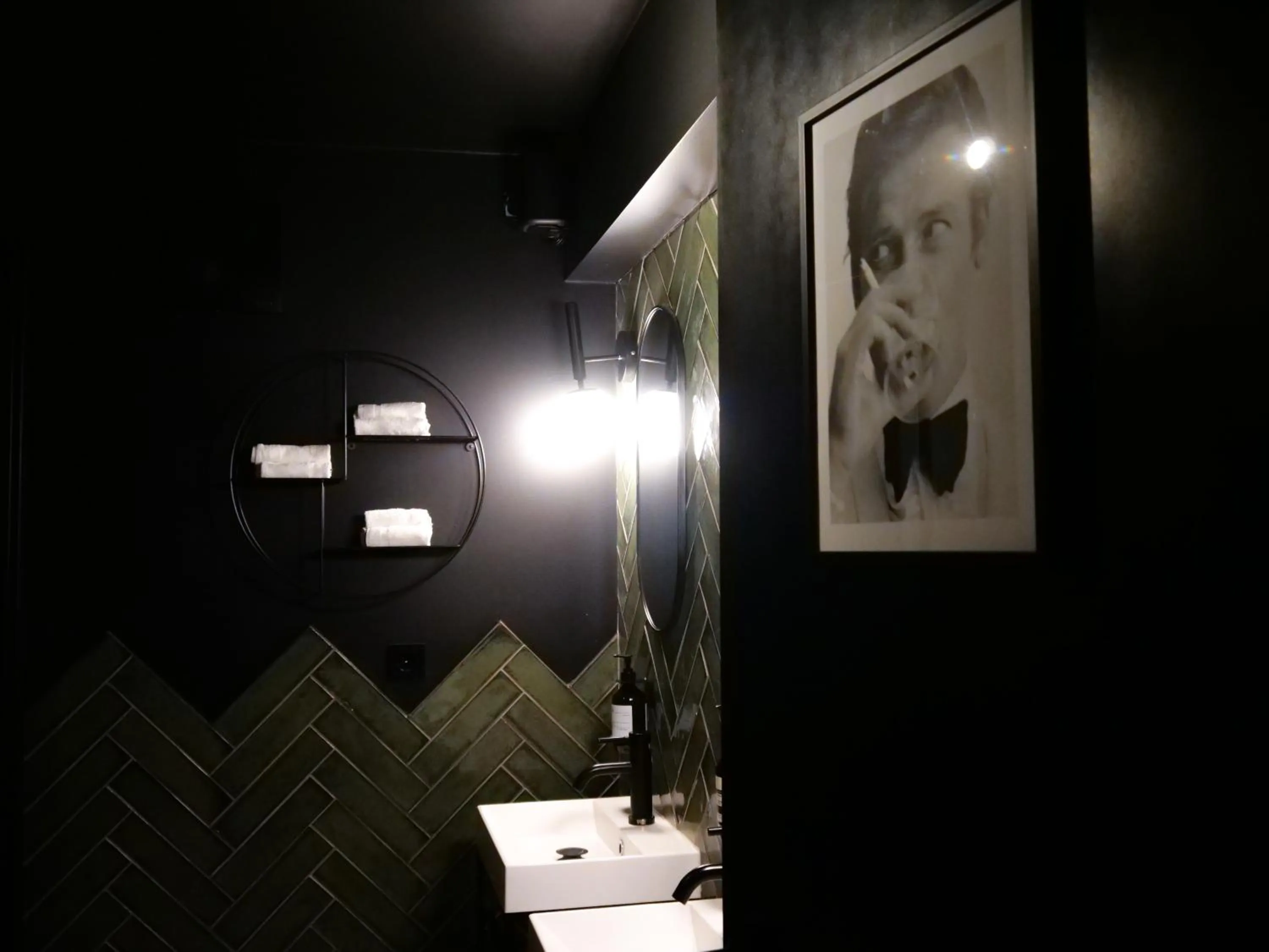 Toilet in 133 Boutique Hotel