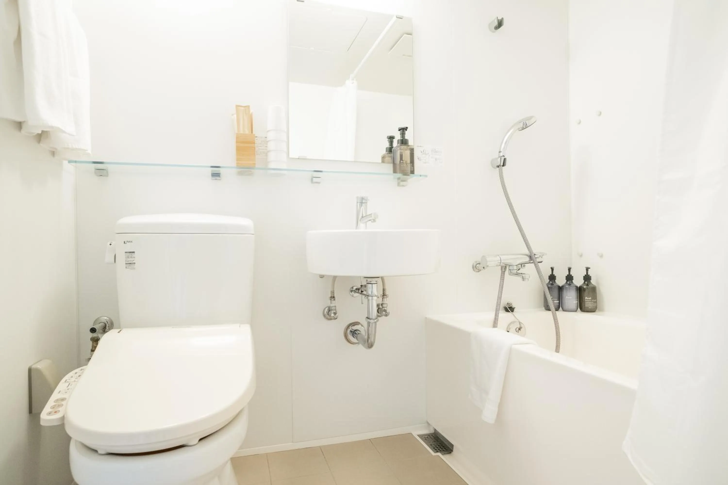 Toilet in WAYFARER Kyoto Shijo