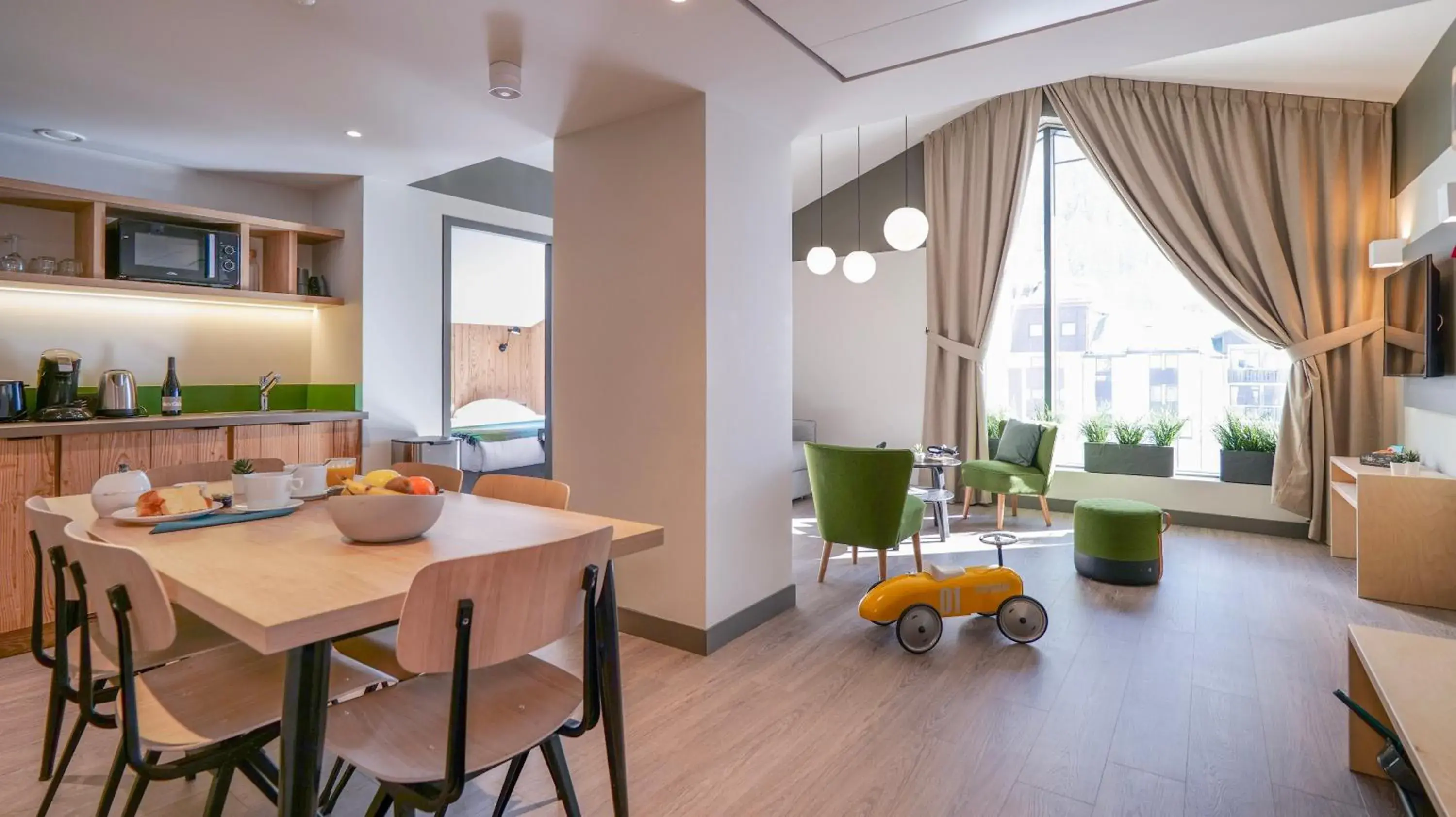 Two-Bedroom Apartment in Plan B Hotel - Living Chamonix Two-Bedroom Apartment in Plan B Hotel - Living Chamonix