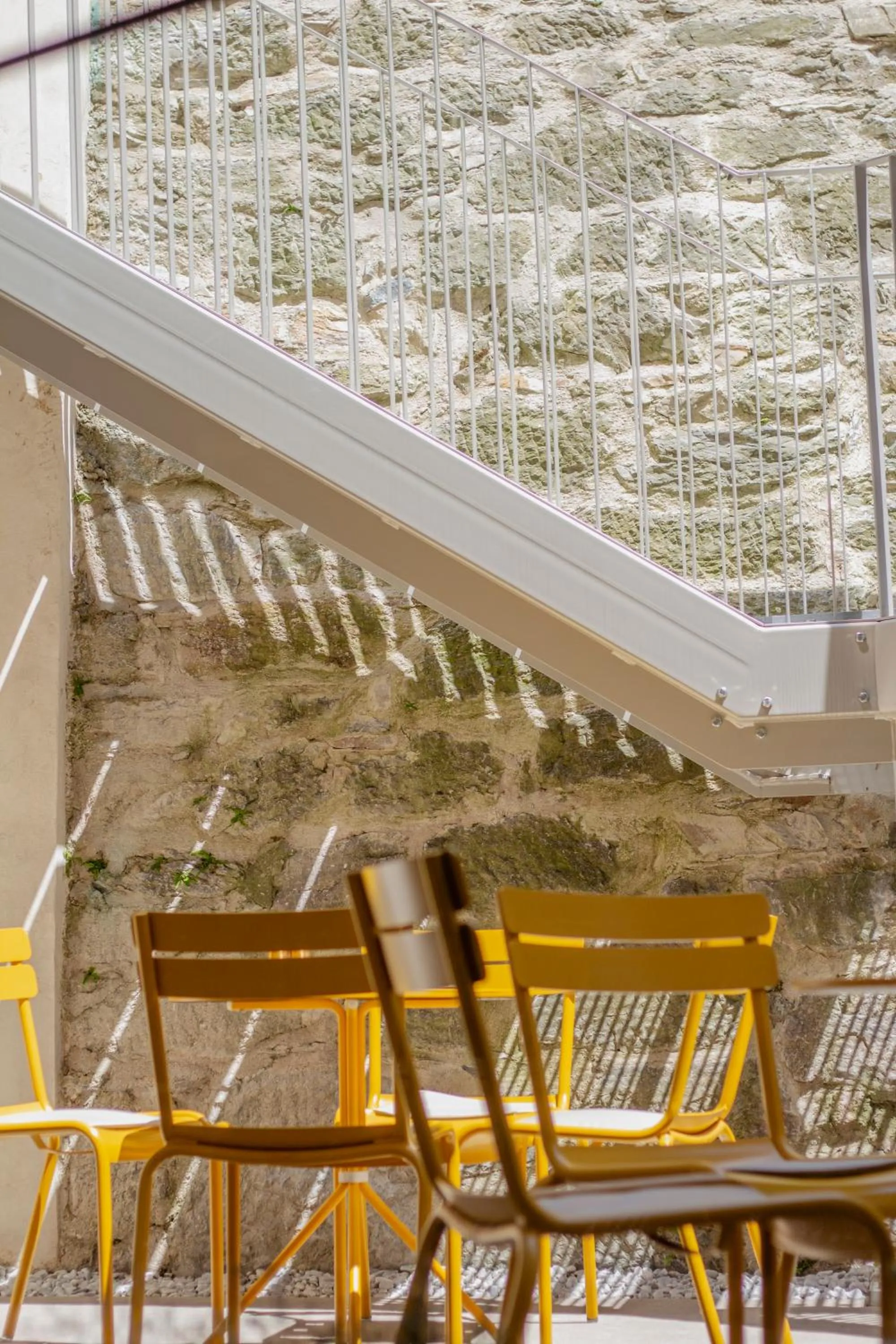 Patio in Kai 36 - Hotel zwischen Fels und Fluss