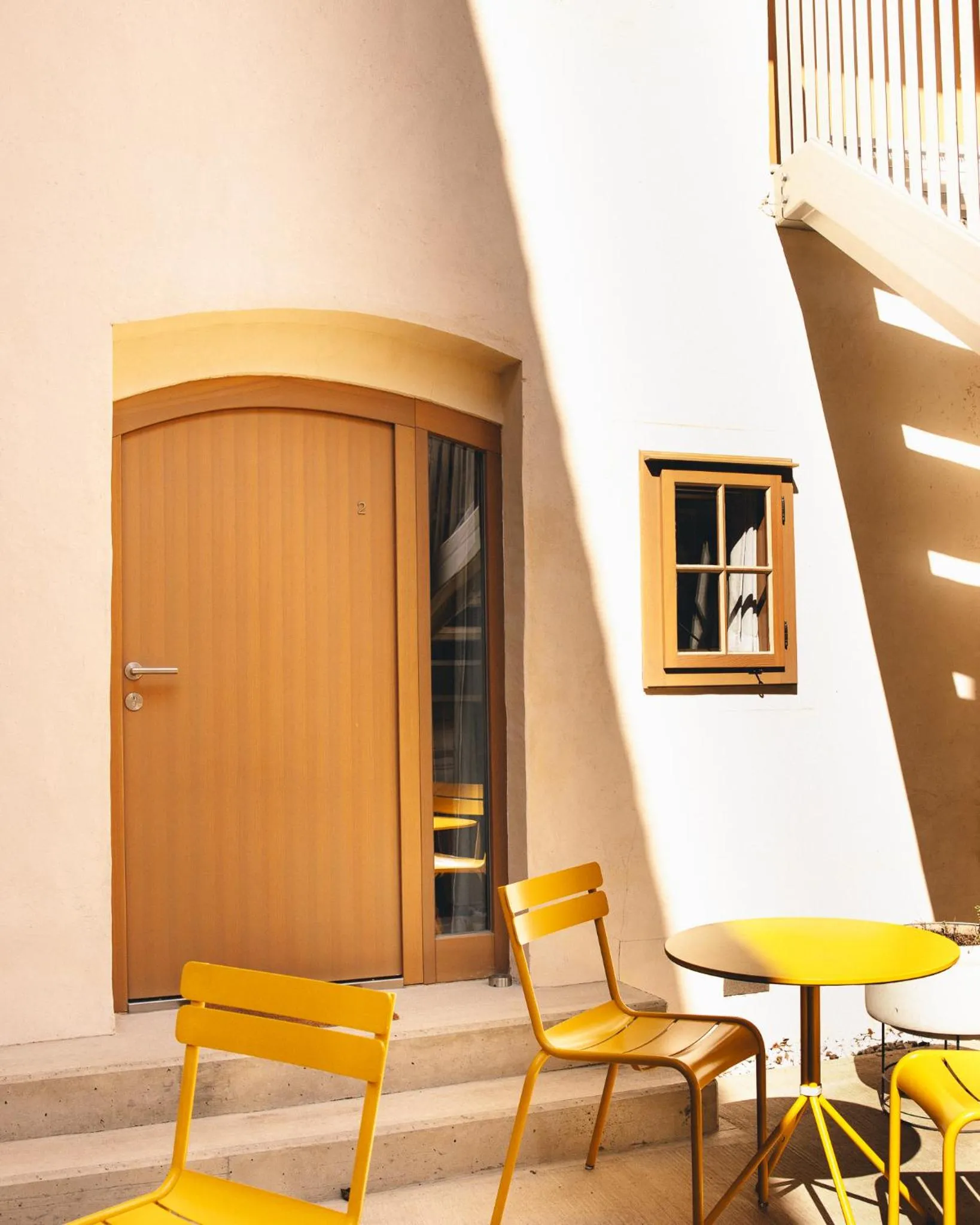 Property building in Kai 36 - Hotel zwischen Fels und Fluss