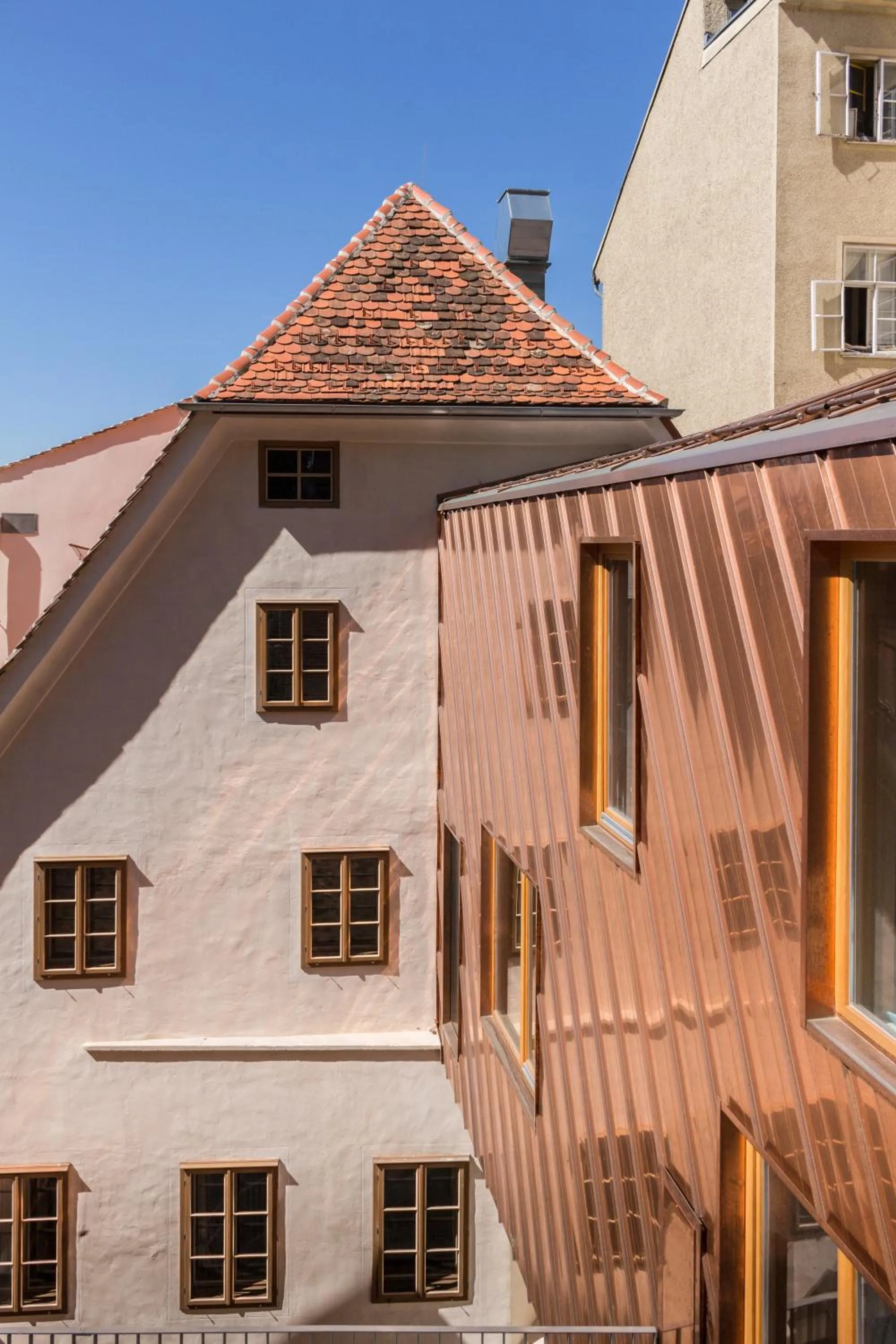 Property building in Kai 36 - Hotel zwischen Fels und Fluss