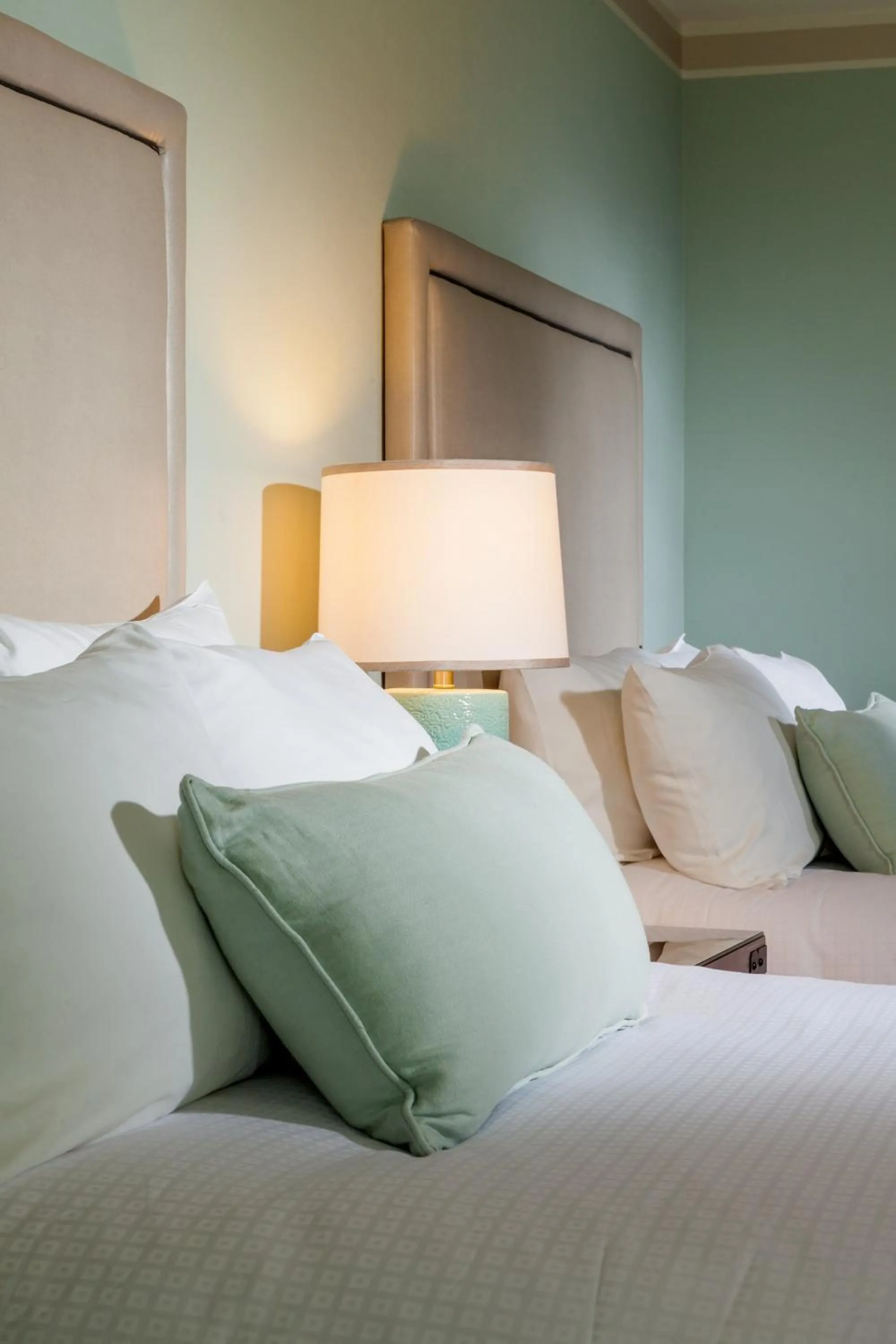 Photo of the whole room, Bed in Loews Coronado Bay Resort