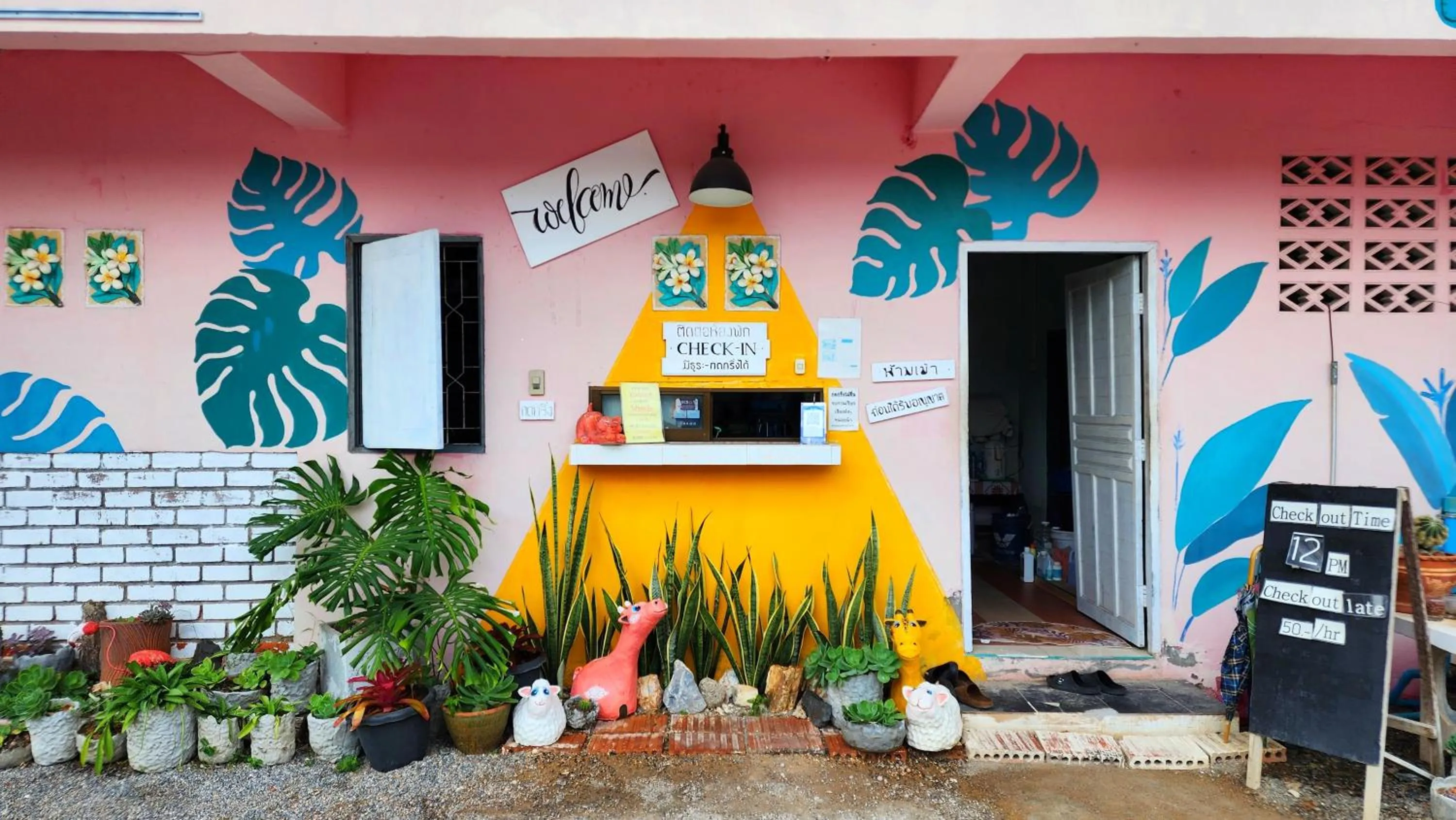 Day in Ingpha Room For Rent