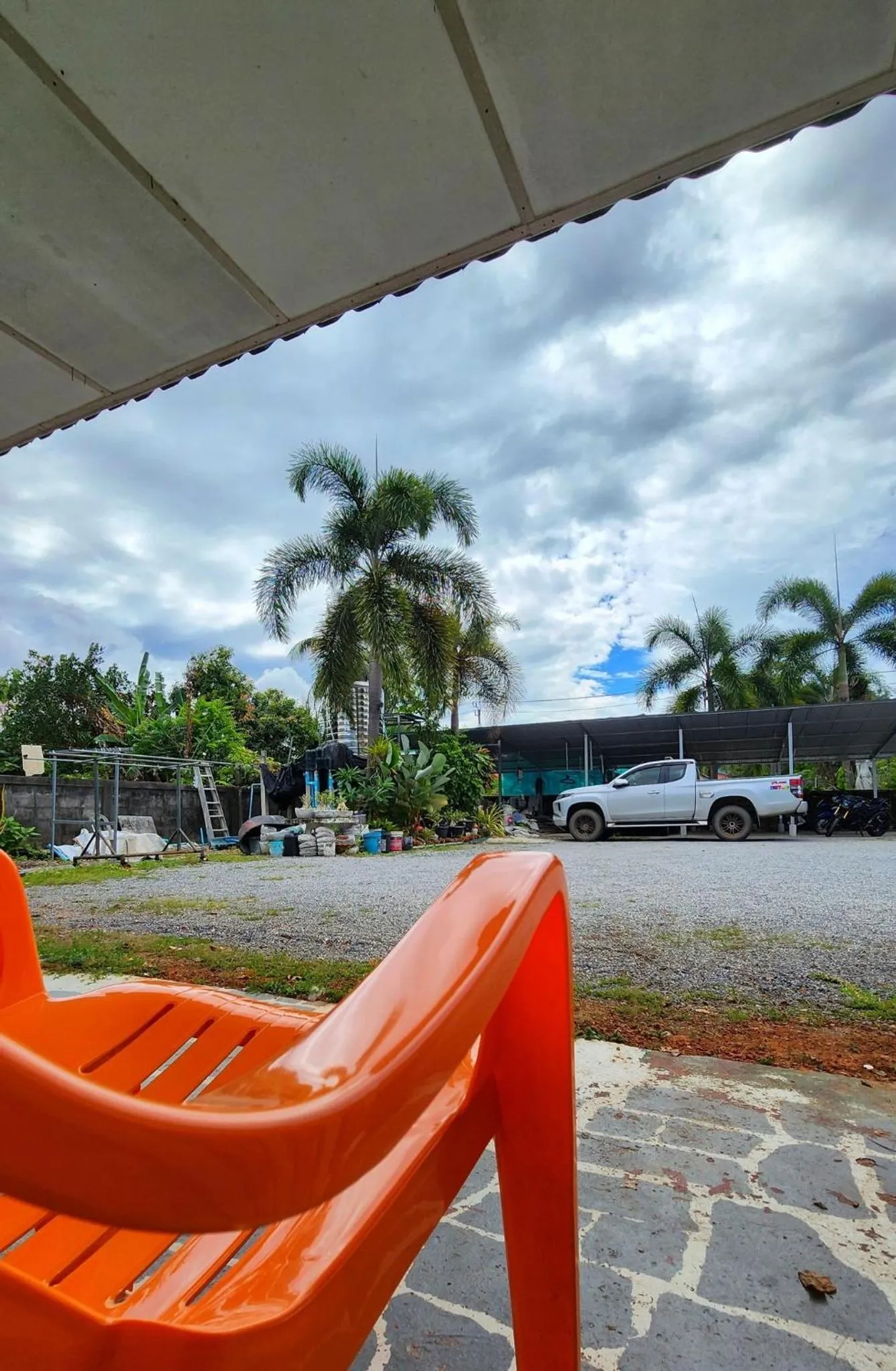 Day in Ingpha Room For Rent