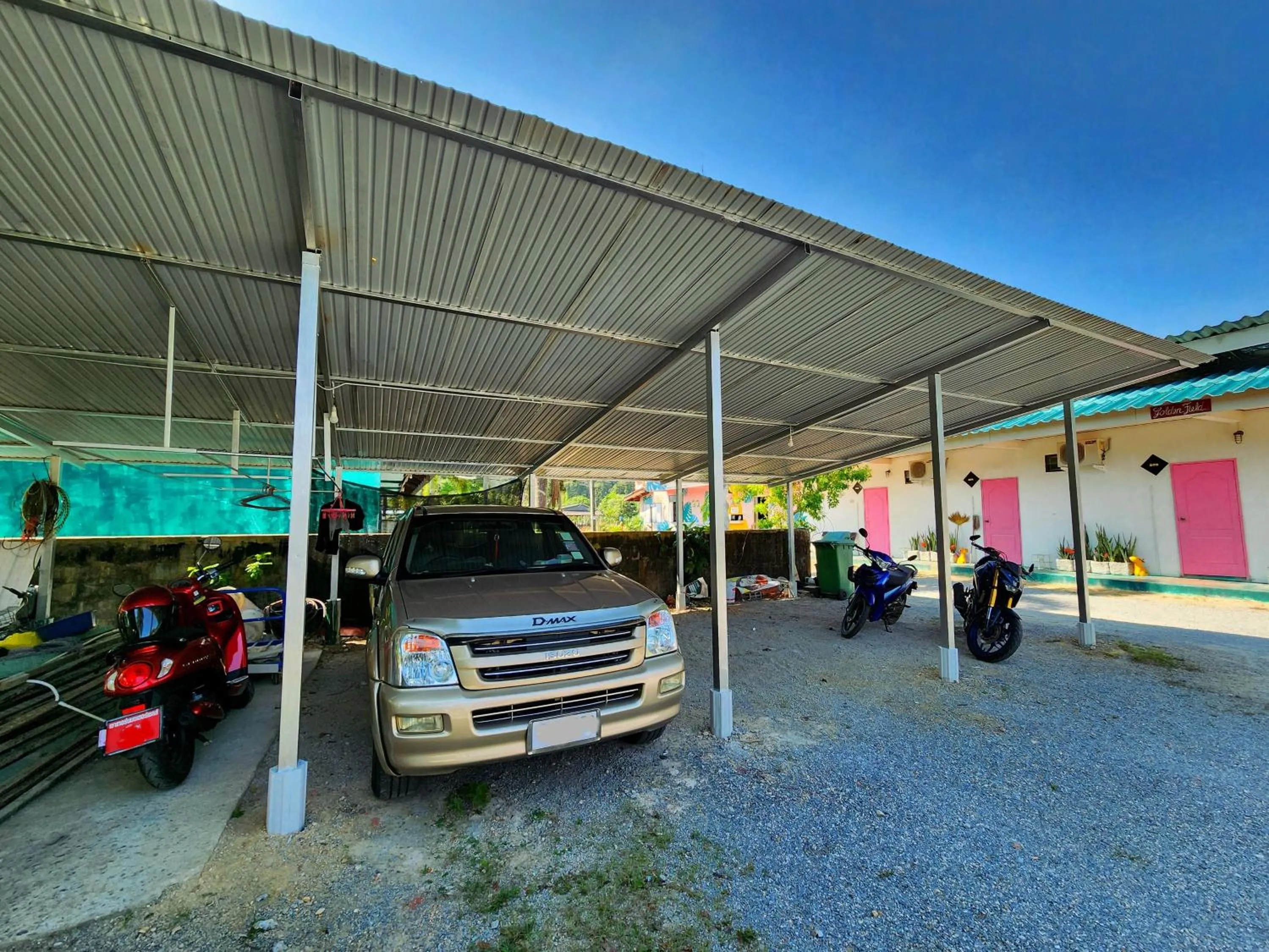 Day in Ingpha Room For Rent