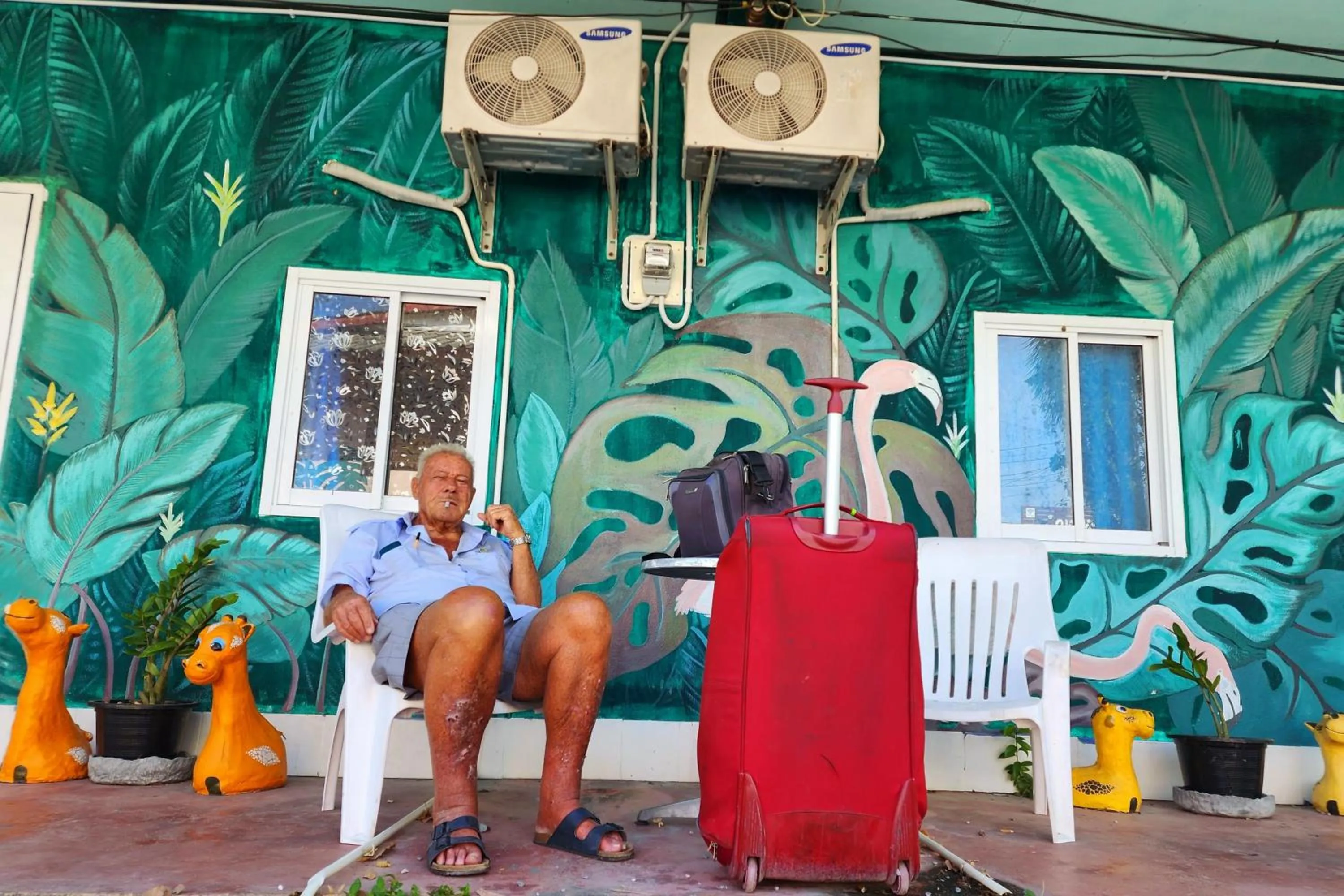 Communal lounge/ TV room in Ingpha Room For Rent