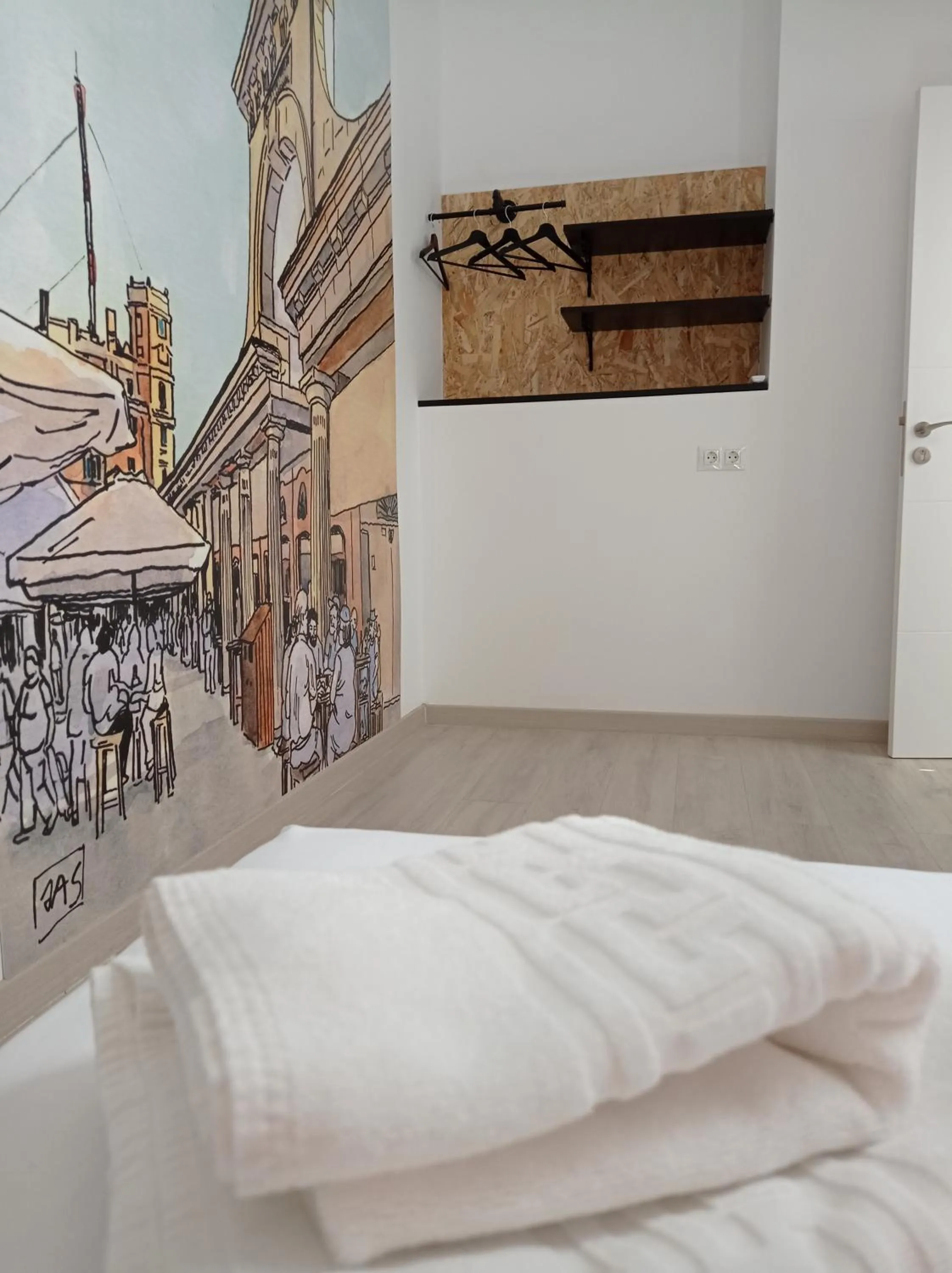 Decorative detail, Bed in Planeta Cadiz Hostel