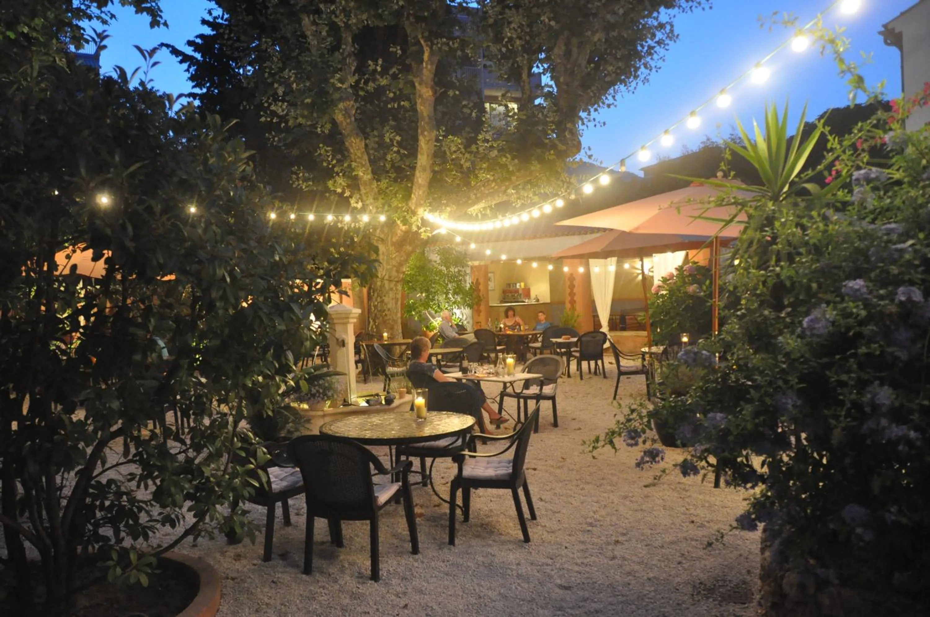 Patio in Hotel Villa Provencale