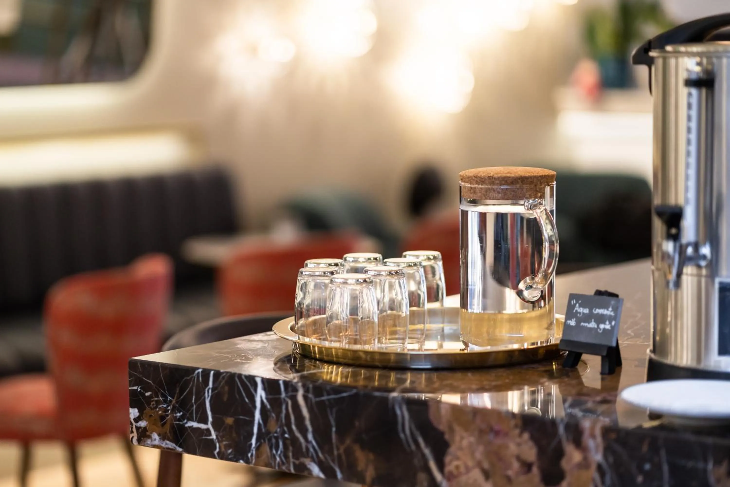 Coffee/tea facilities in The Convo Porto Hotel & Apartment