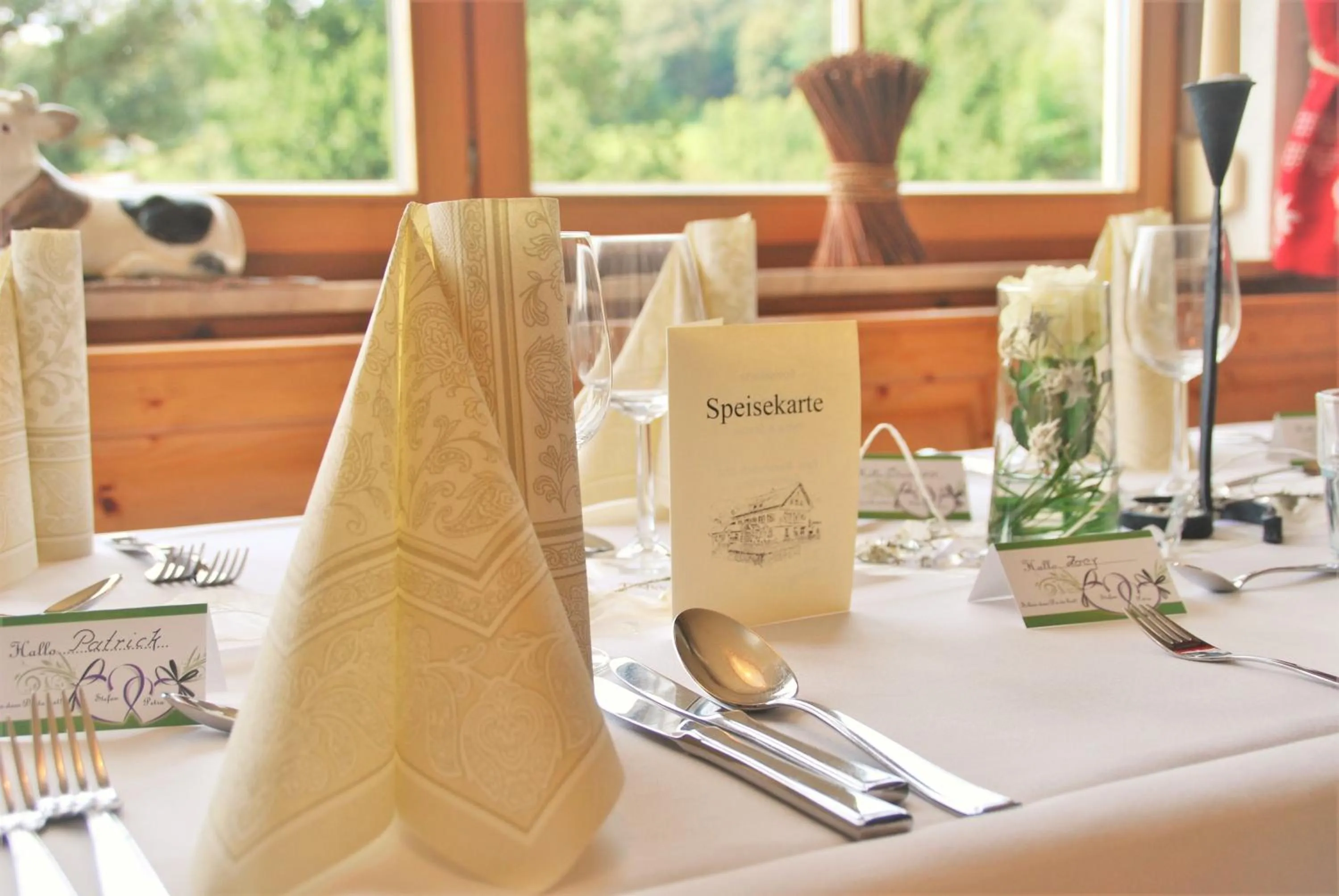 Restaurant/places to eat in Traditions-Gasthaus Bayrischer Hof