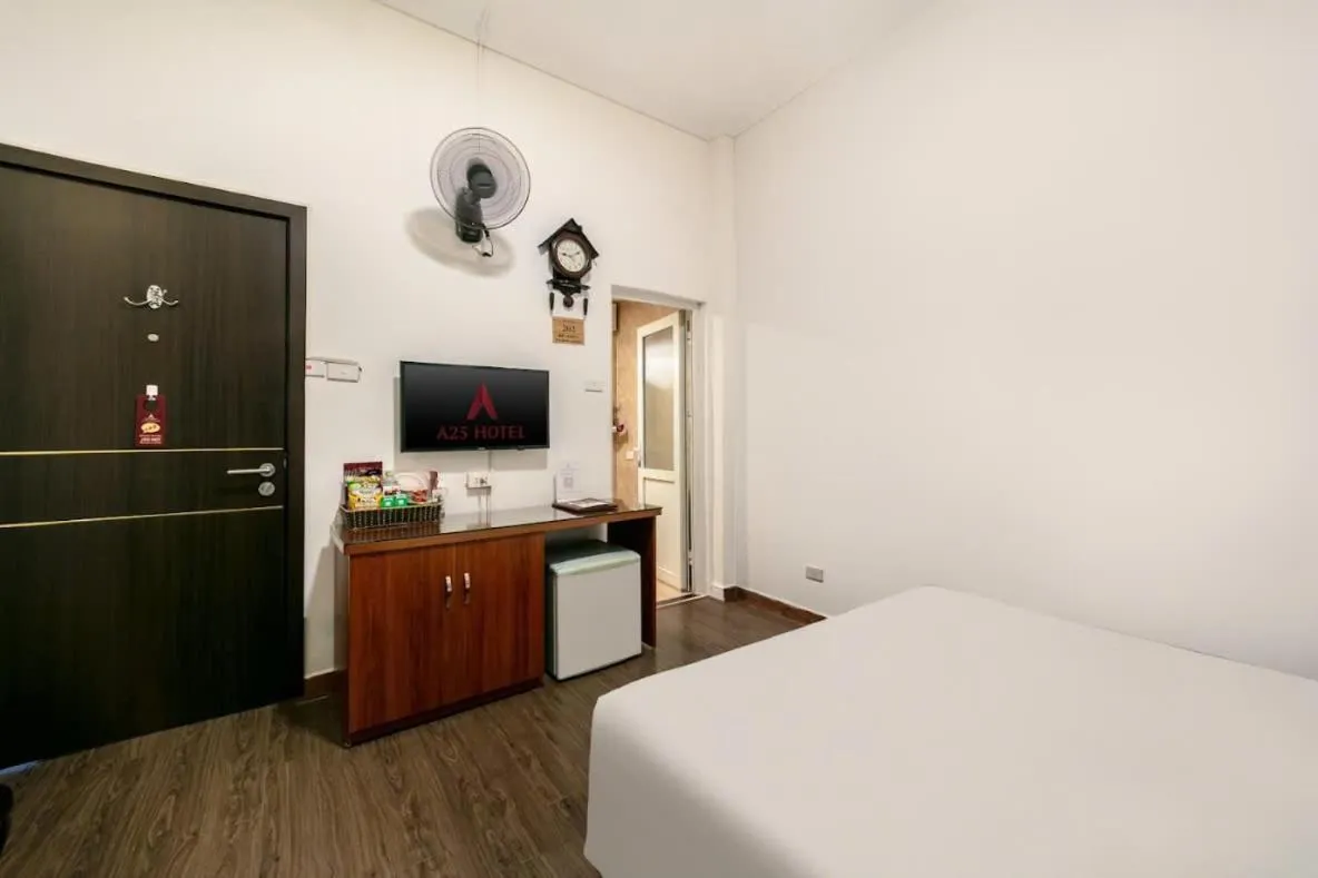 Bed in A25 Hotel - Đội Cấn 1