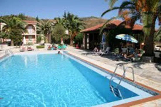 Swimming pool in Daniel Hotel