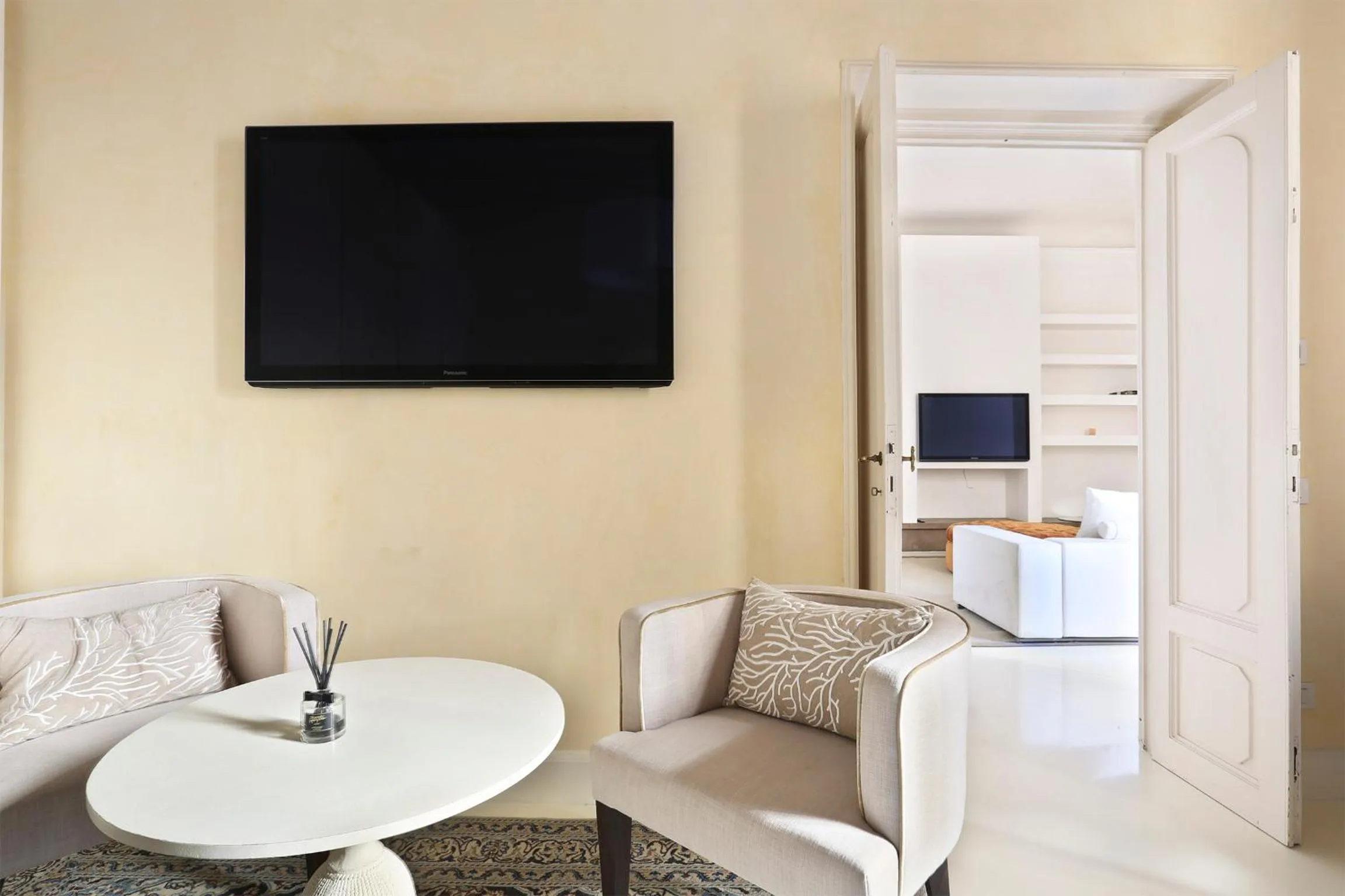 Bedroom in LUXURY suite with amazing Terrace in Florence-hosted by Sweetstay