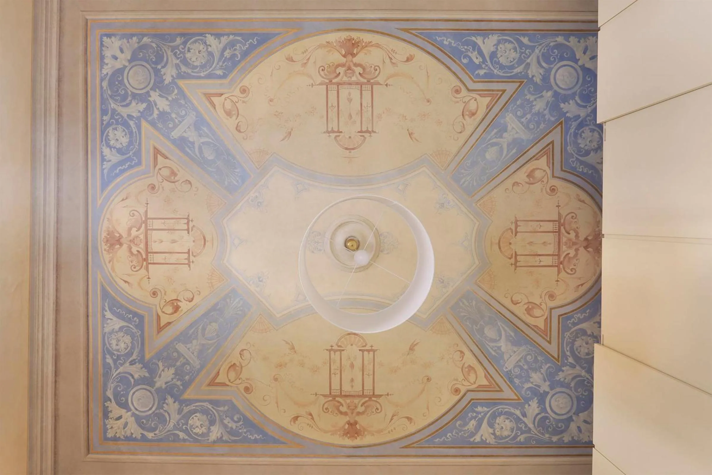 LUXURY suite with amazing Terrace in Florence-hosted by Sweetstay