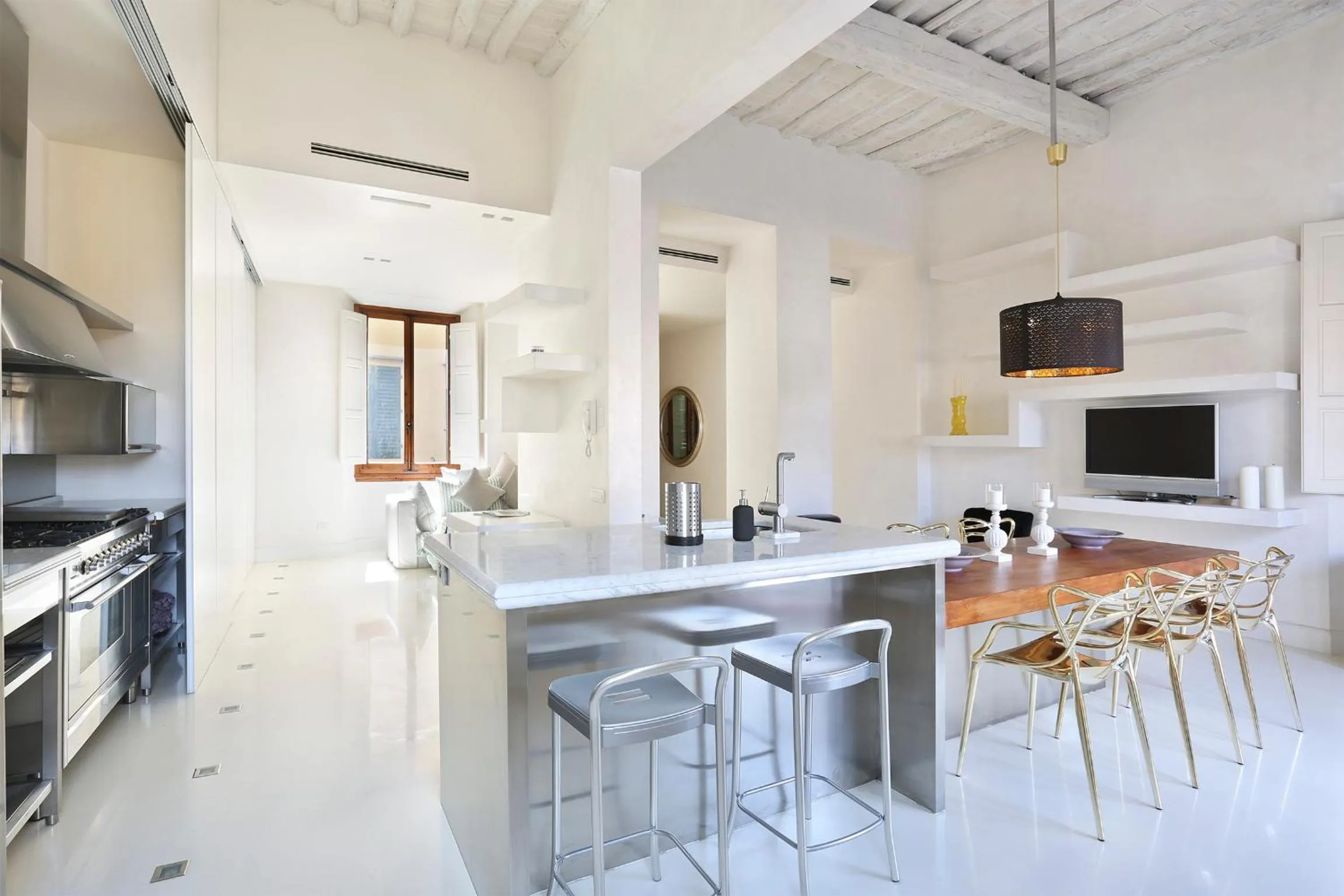 Kitchen or kitchenette in LUXURY suite with amazing Terrace in Florence-hosted by Sweetstay