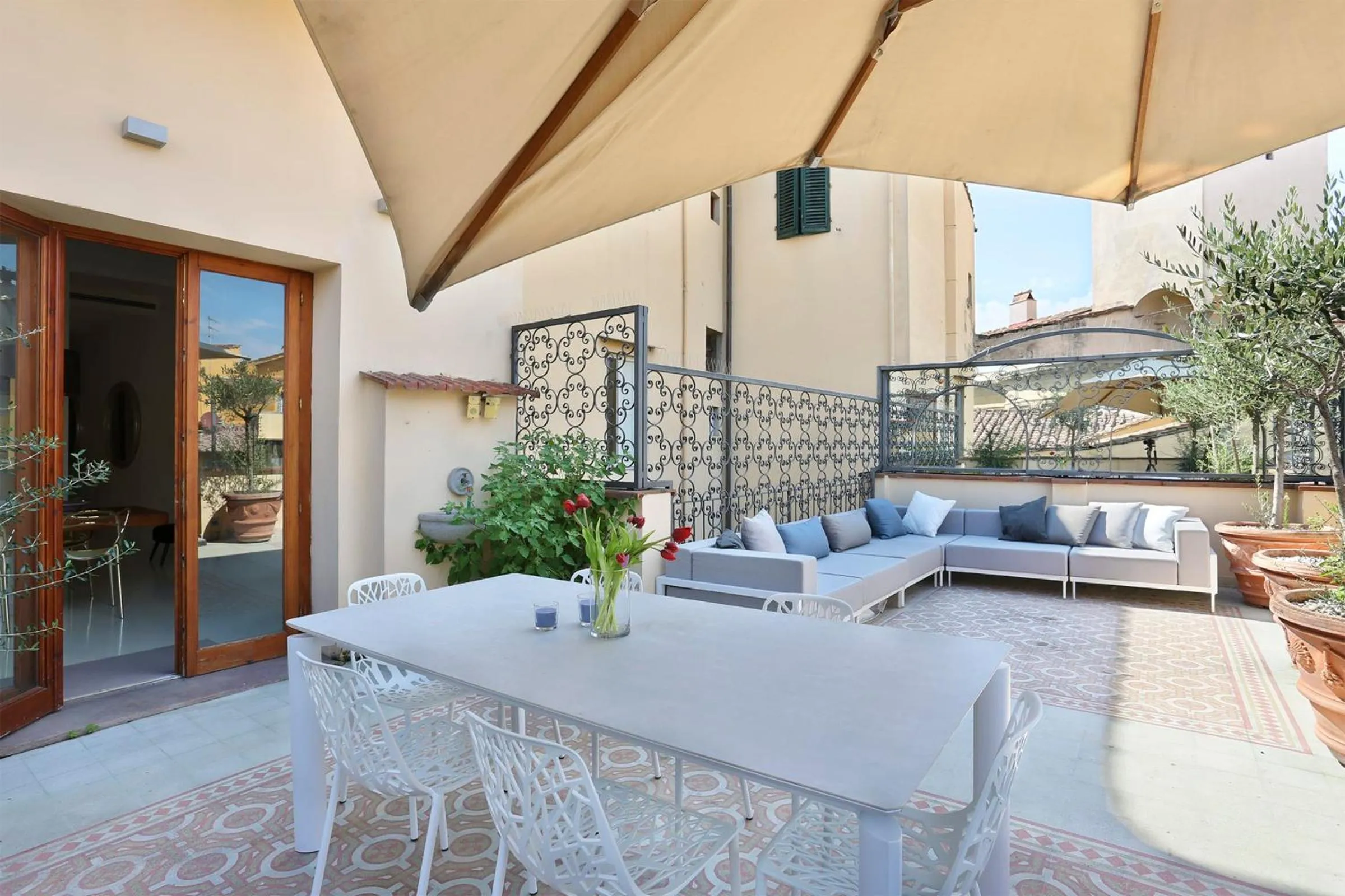 Balcony/Terrace in LUXURY suite with amazing Terrace in Florence-hosted by Sweetstay