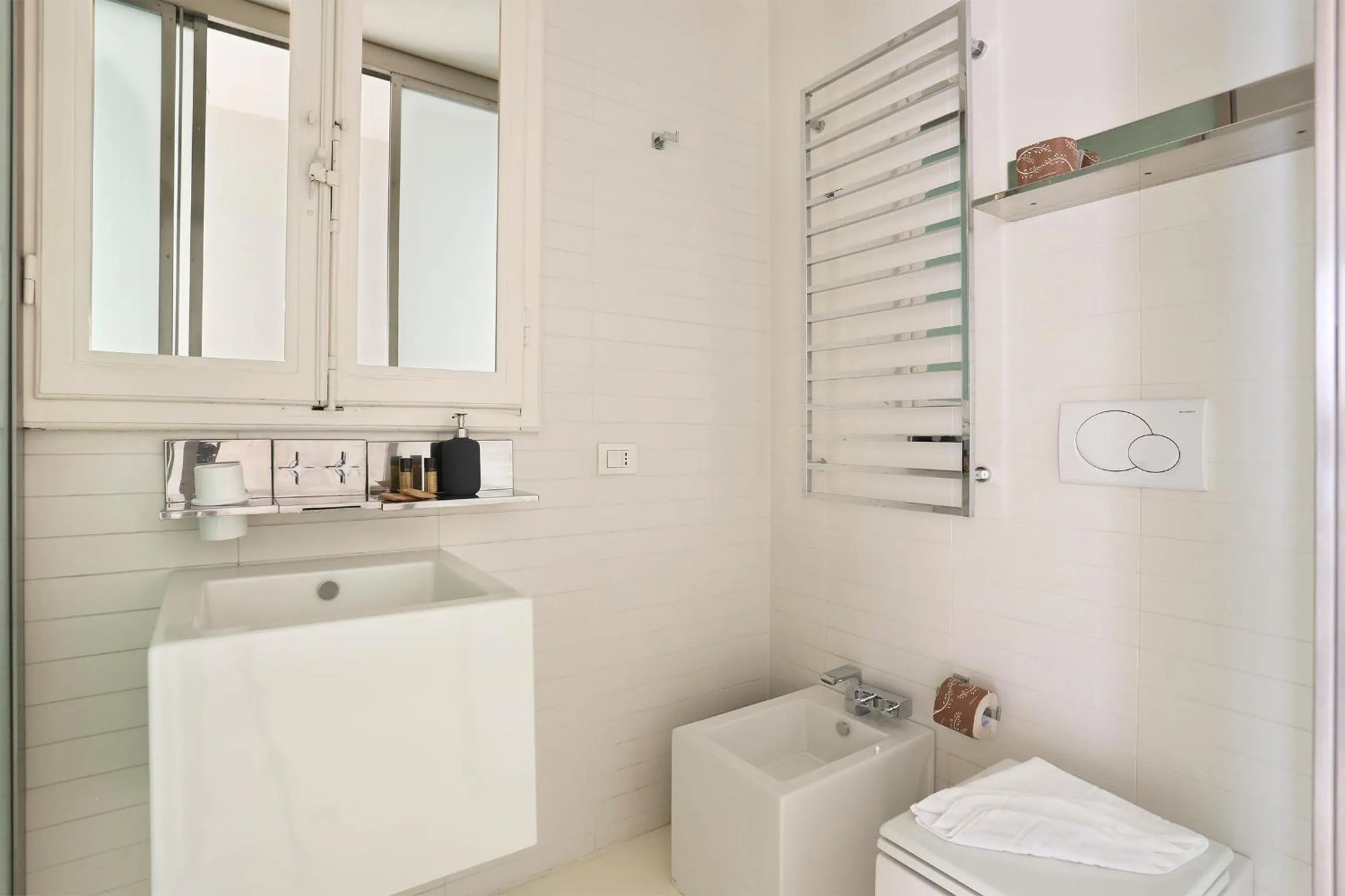 Bathroom in LUXURY suite with amazing Terrace in Florence-hosted by Sweetstay