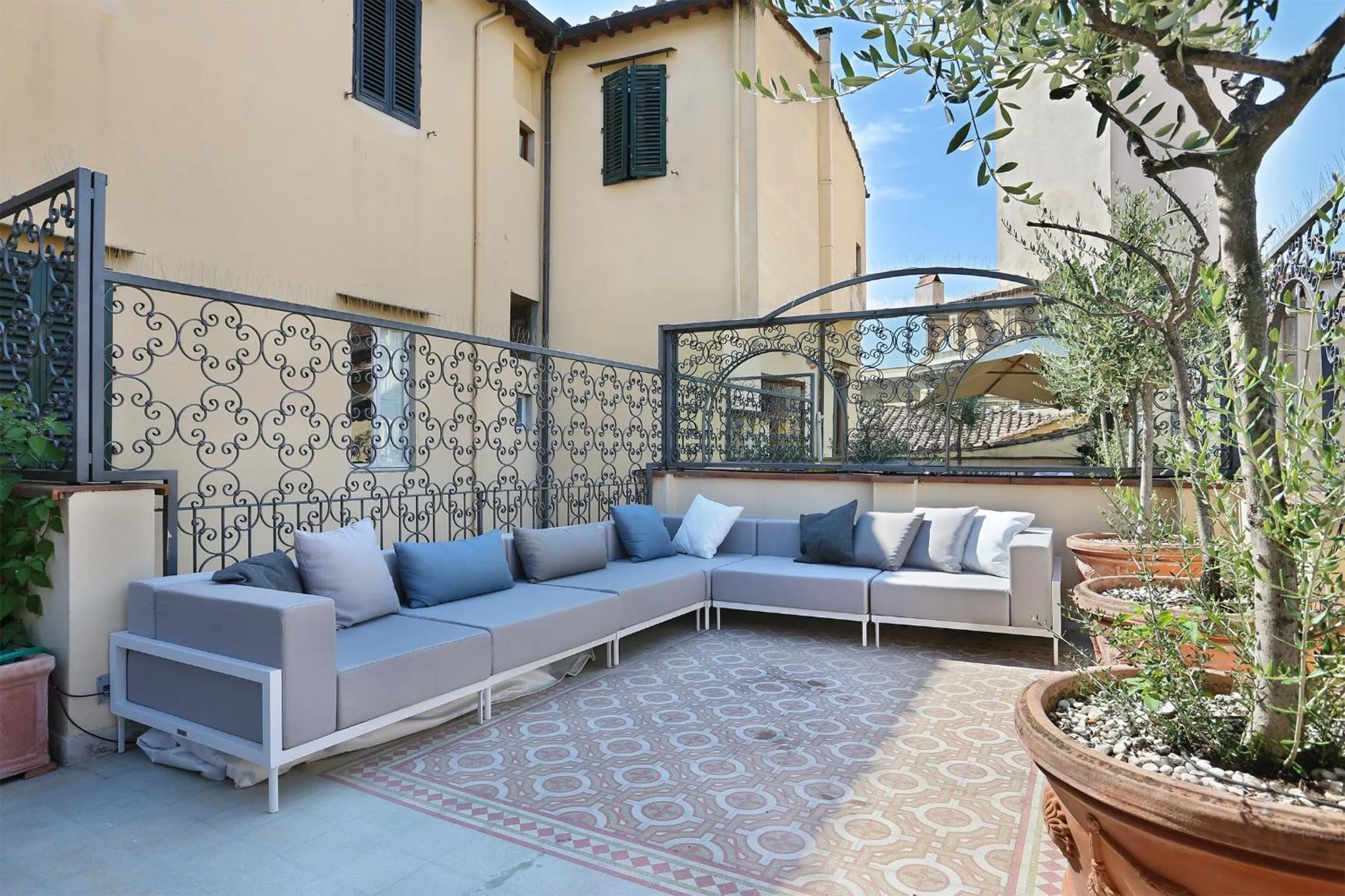 Balcony/Terrace in LUXURY suite with amazing Terrace in Florence-hosted by Sweetstay