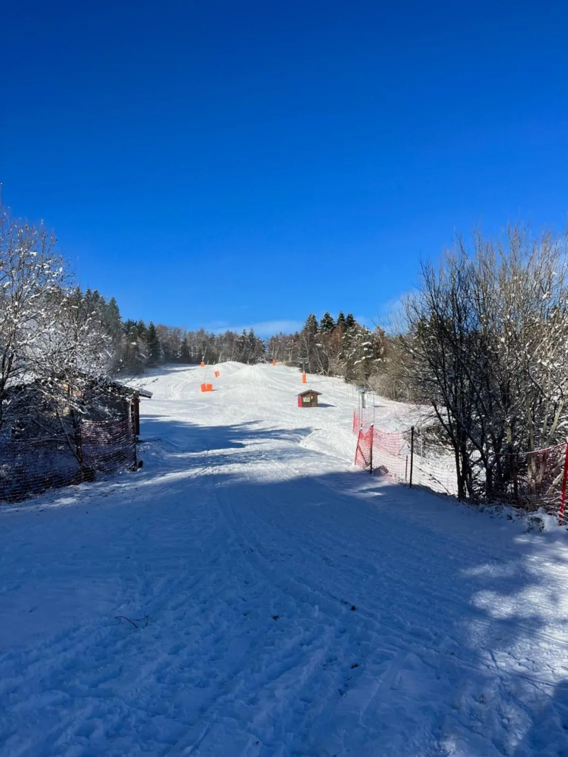 Ski School in La Maison du Chevalier - Chambres et tables d'hôtes - adults only