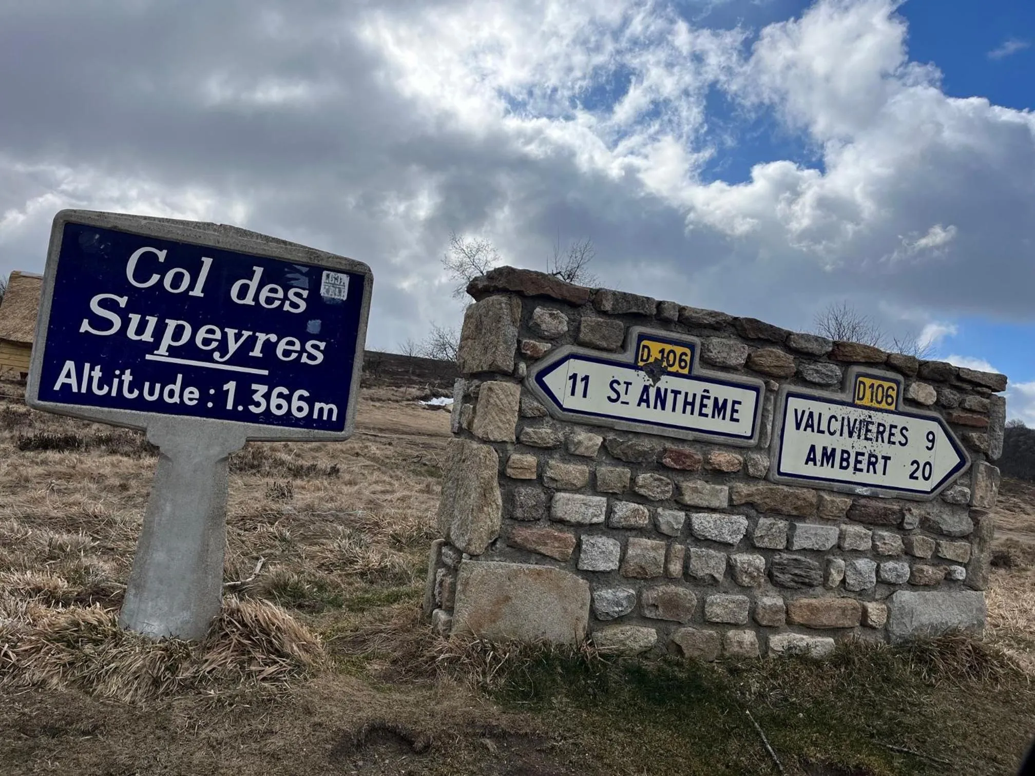 Area and facilities in La Maison du Chevalier - Chambres et tables d'hôtes - adults only