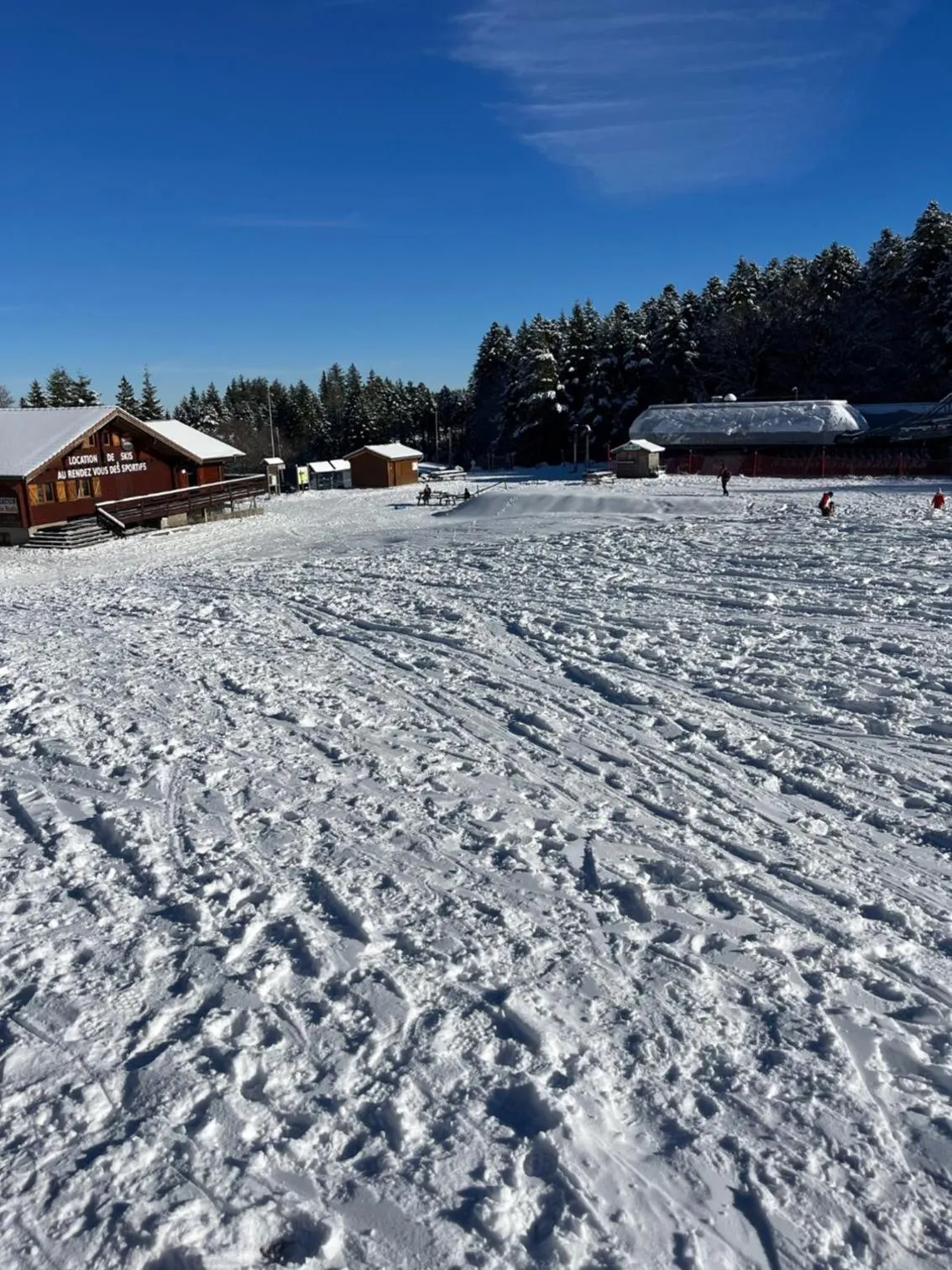 Ski School in La Maison du Chevalier - Chambres et tables d'hôtes - adults only